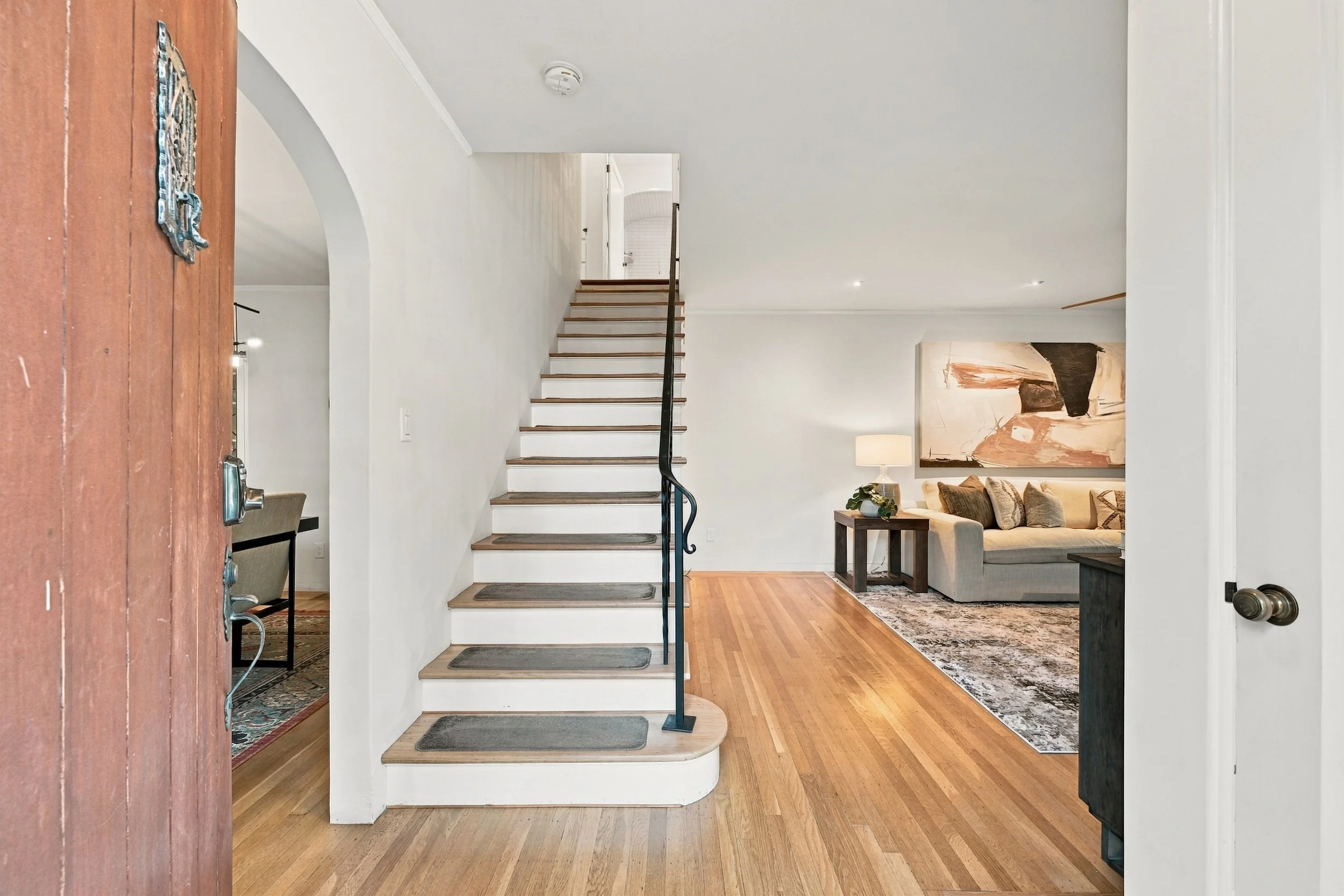 2743 Land Park Dr 55.jpg