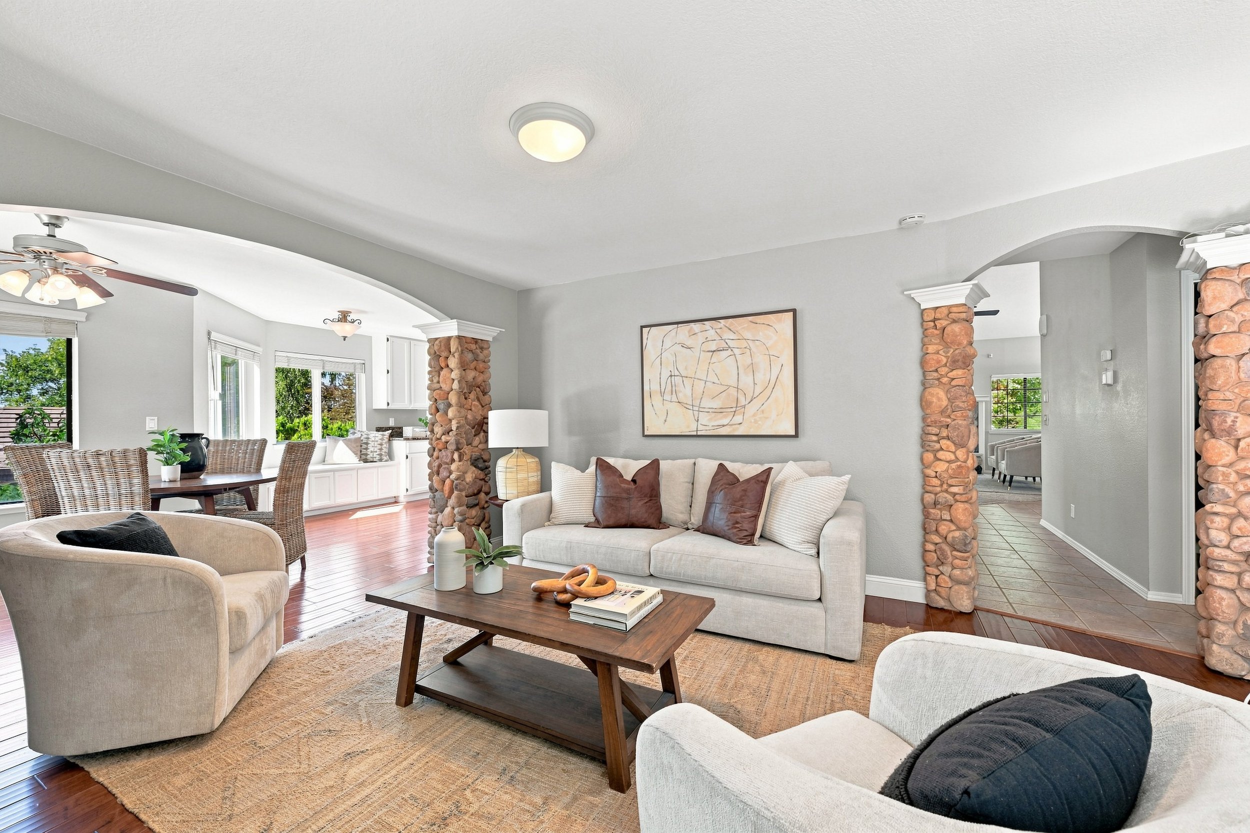 1610 Foxridge Cir 27.jpg