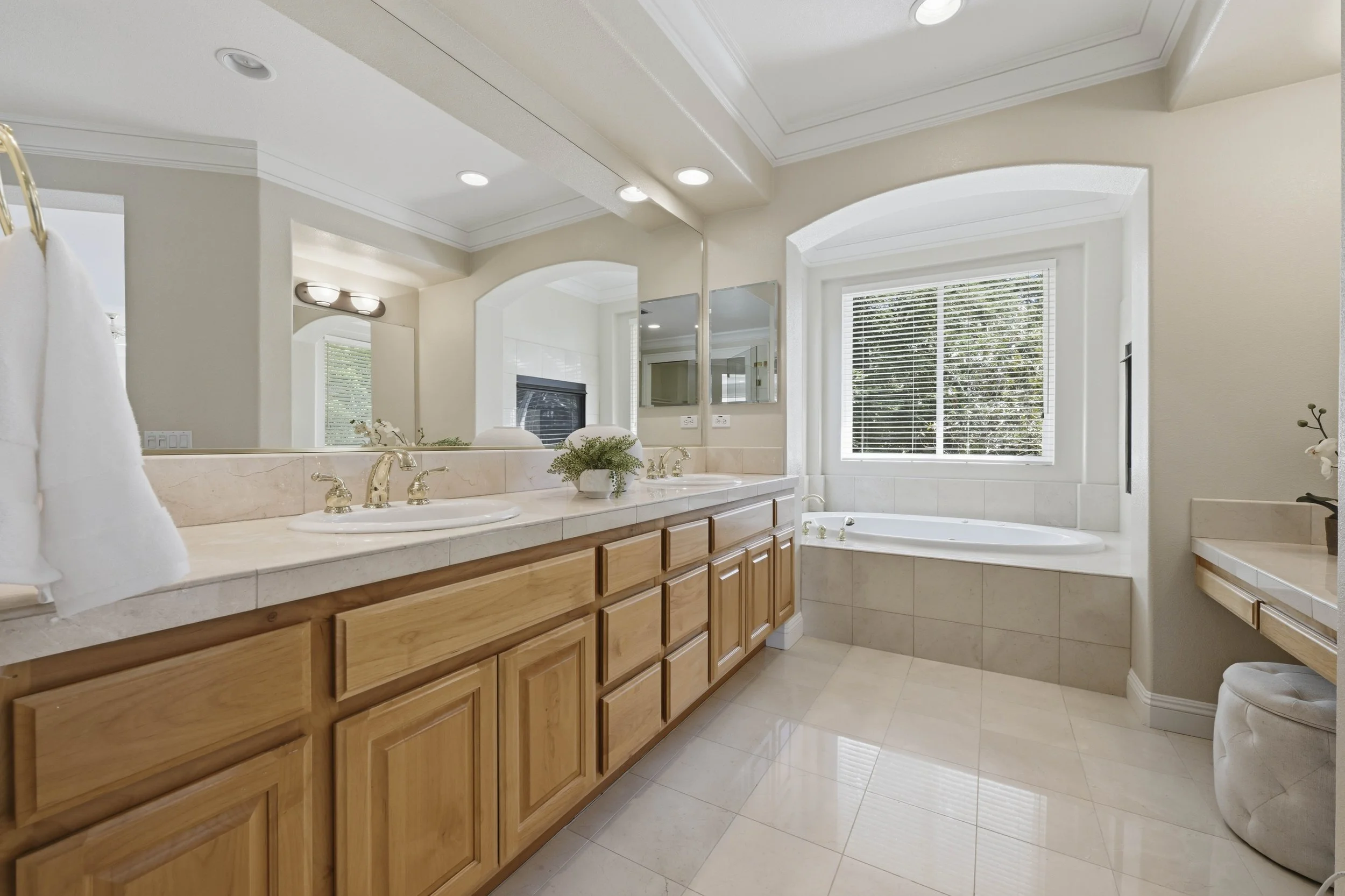 2228 Belvedere Cir _57.jpg