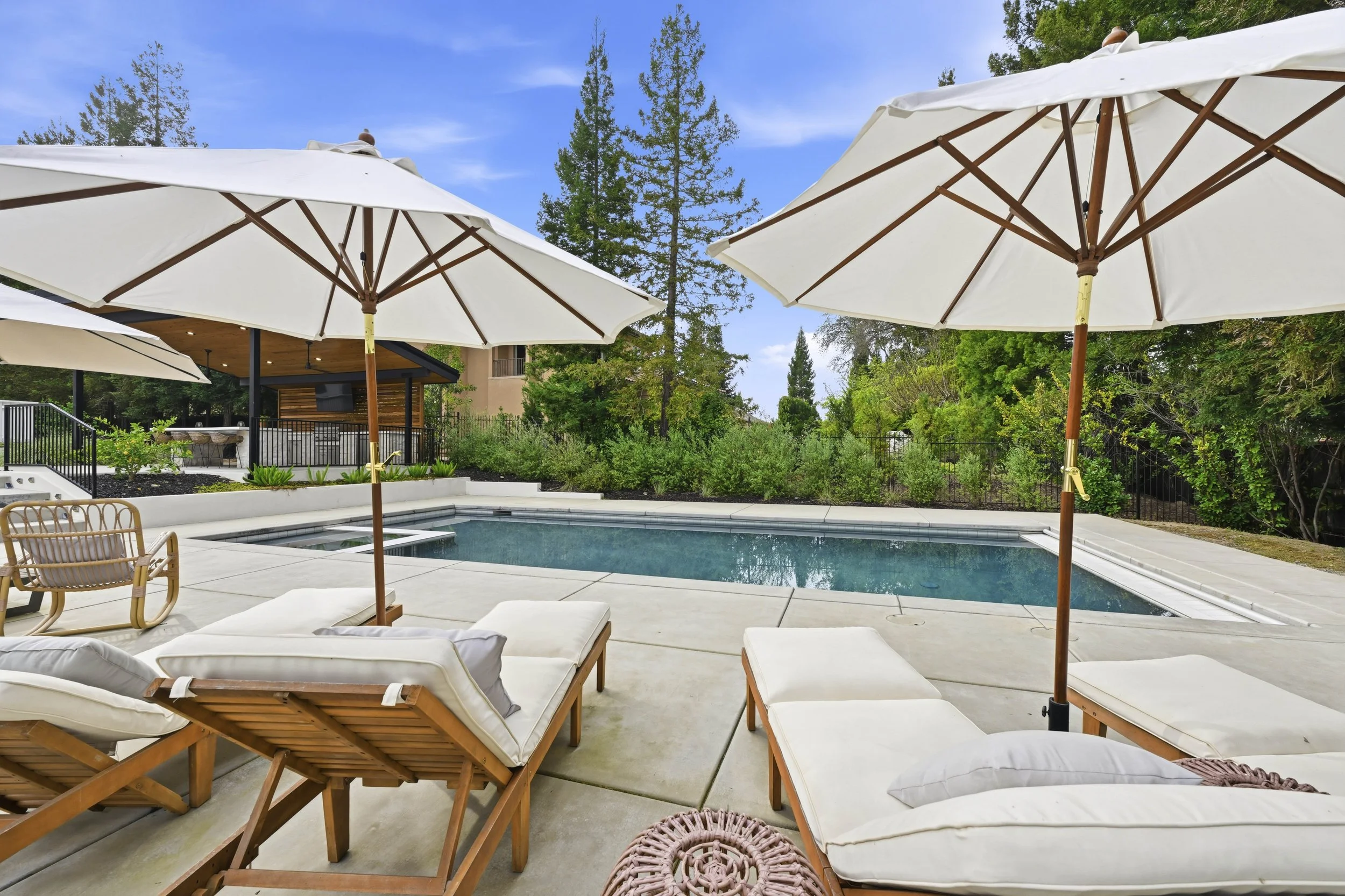 9660 Los Lagos Cir North - 122.jpg