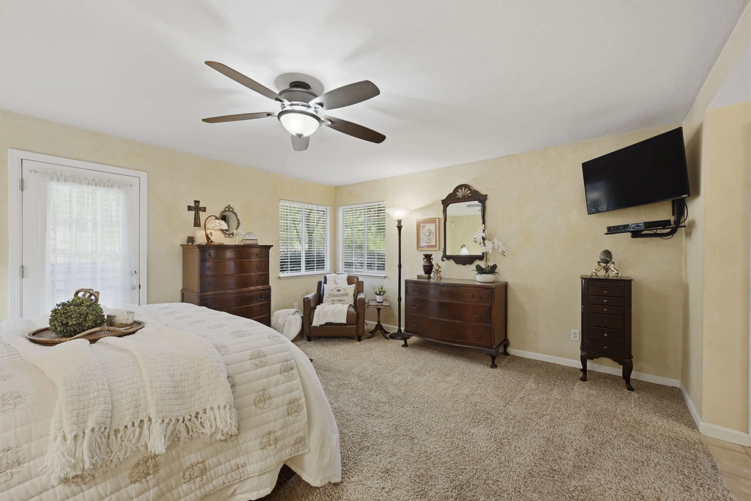 9240 Rock Springs Rd _123.jpg