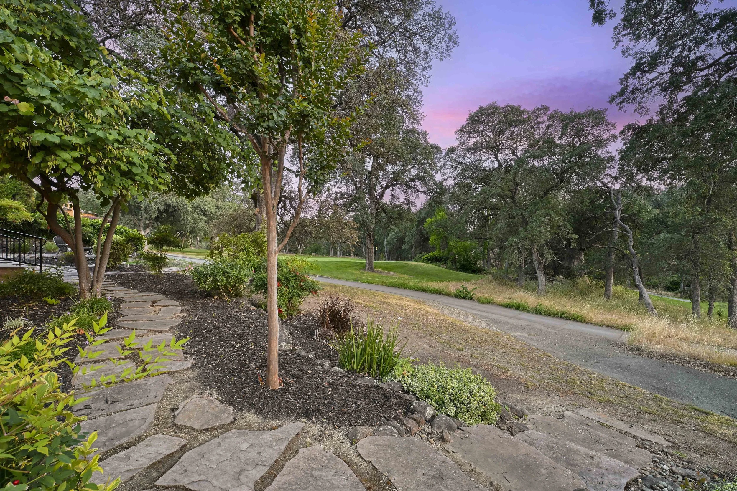 3702 Lindbrook Dr 97.jpg