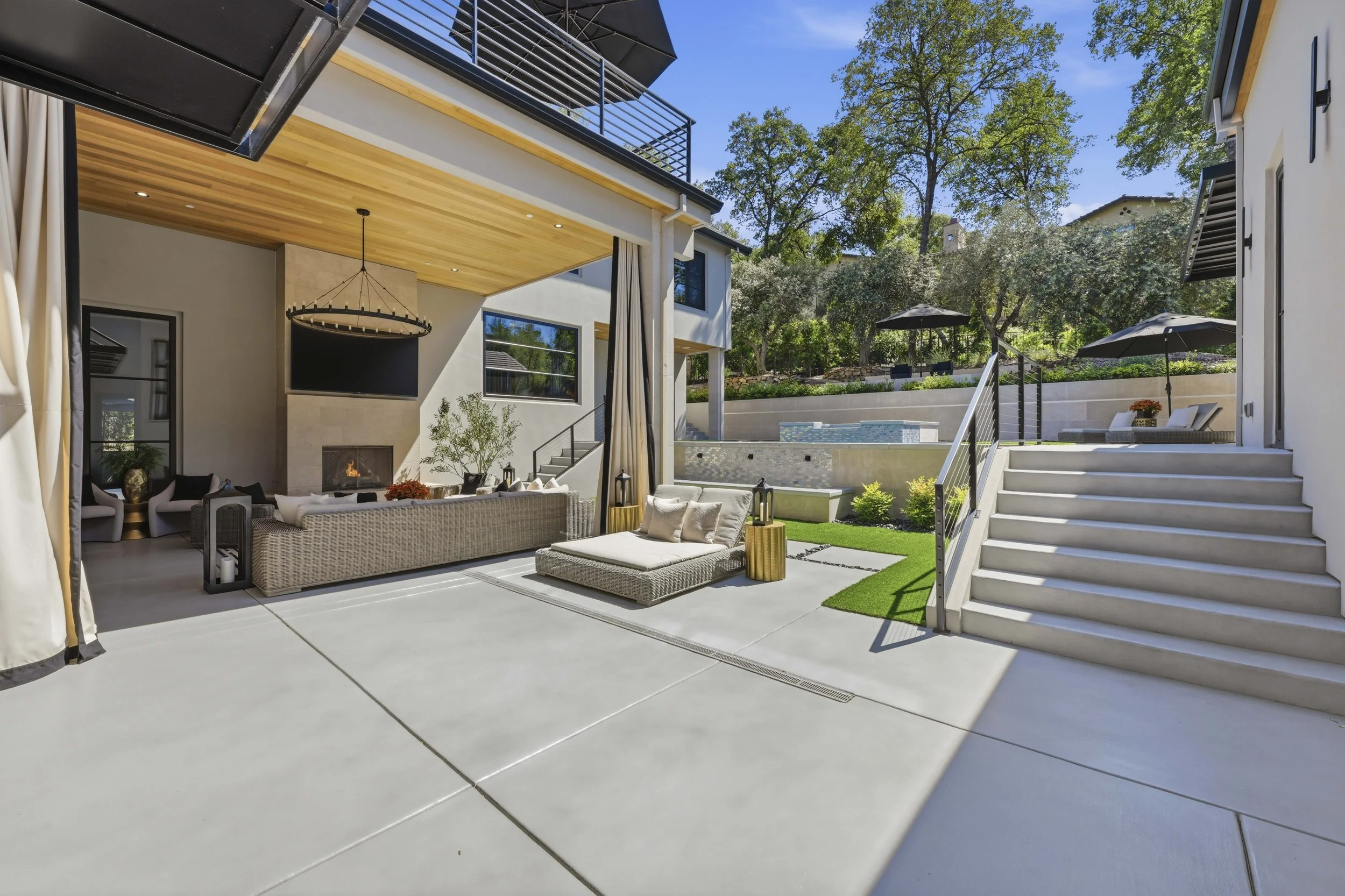 4200 Raphael 129.jpg