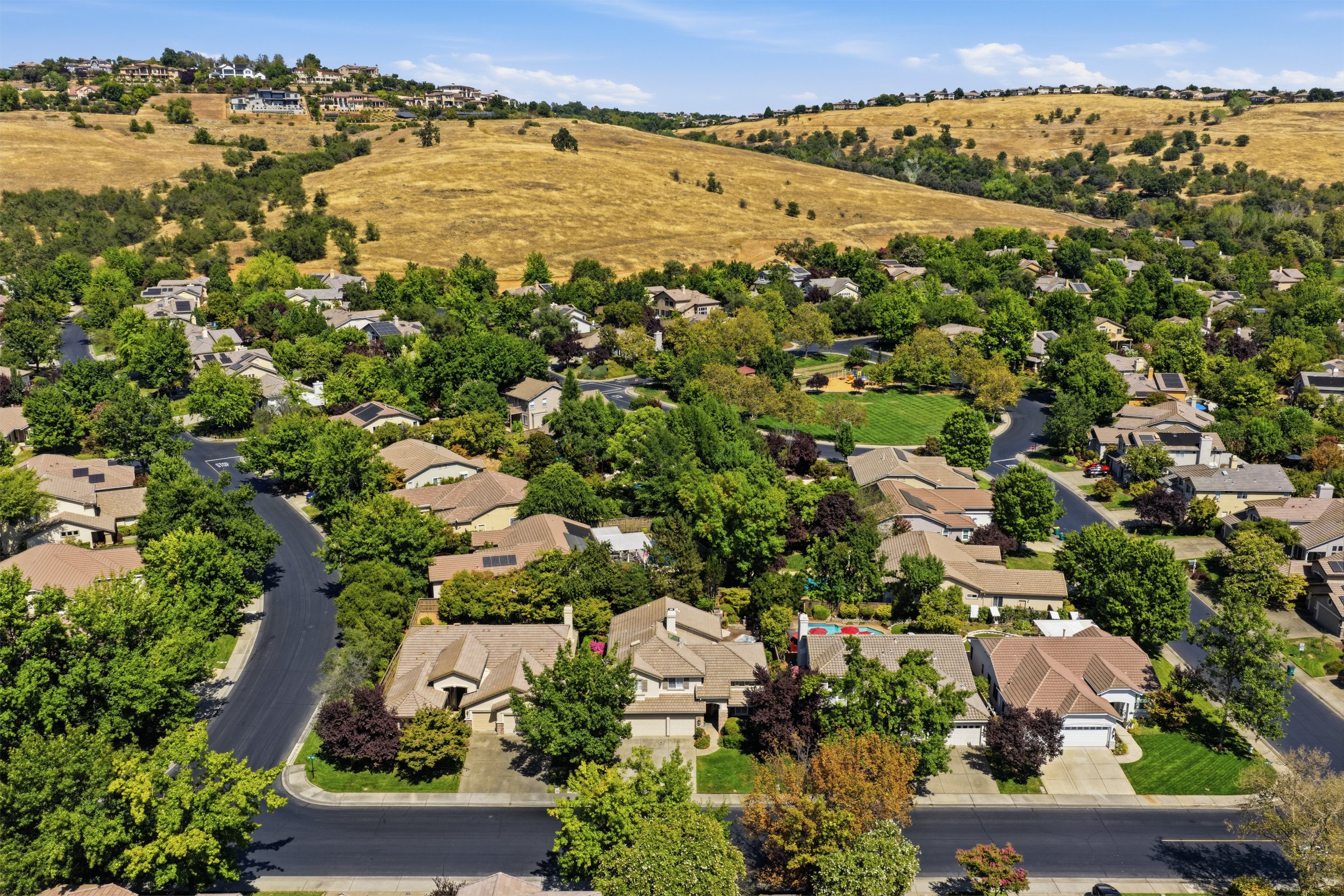 3301 Stonehurst Dr _8.jpg