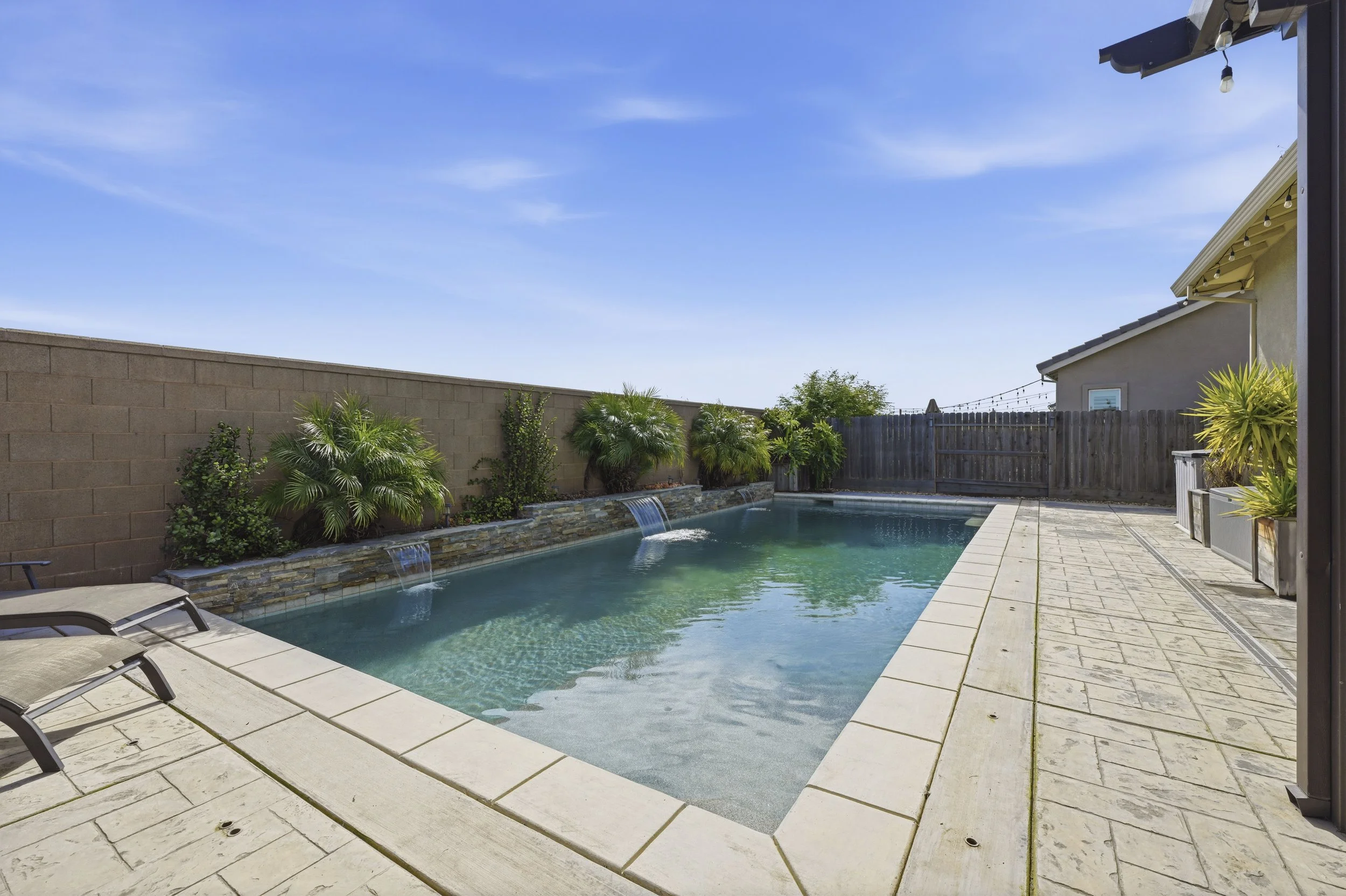 2012 Van Ruiten Dr _44.jpg