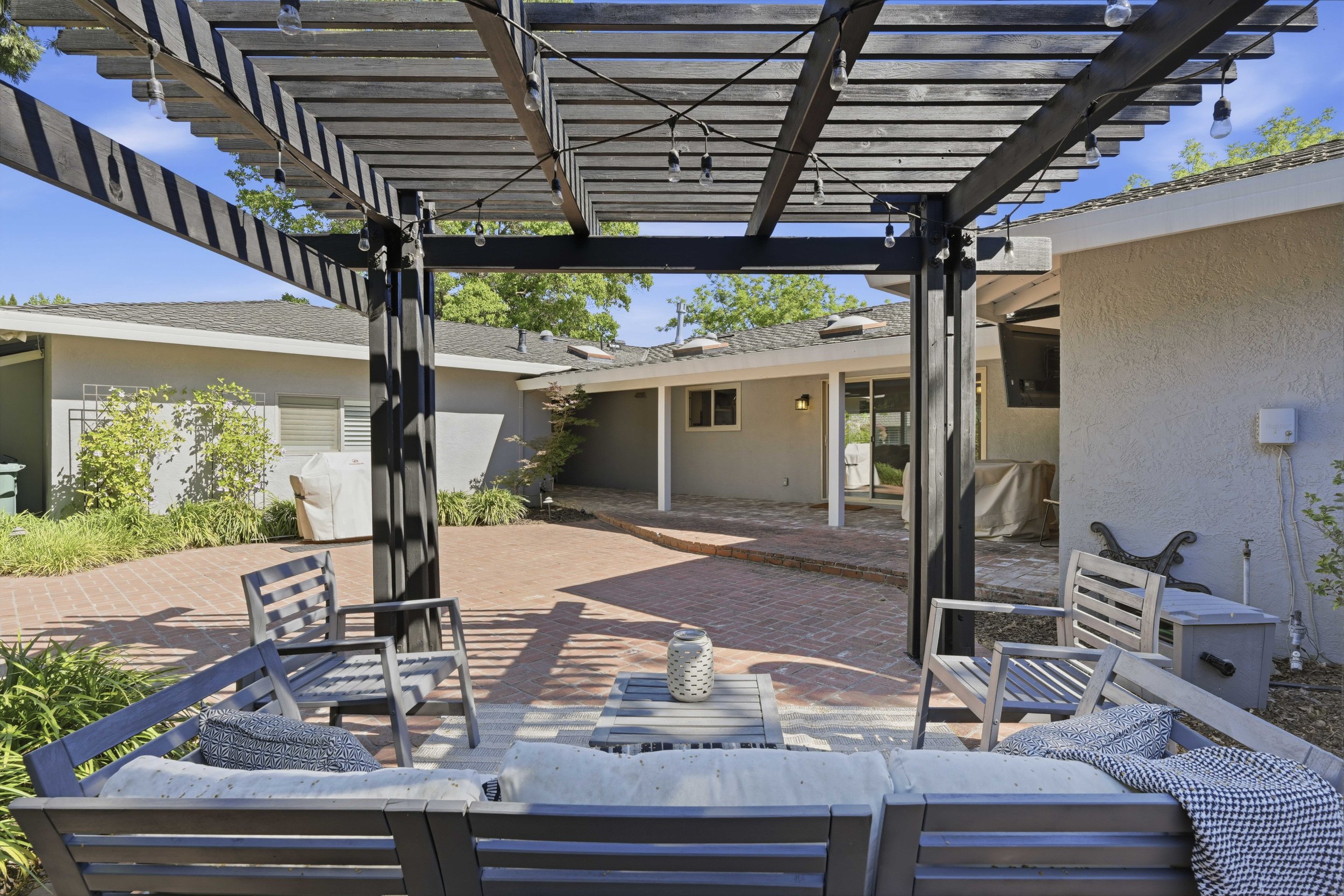 2929 Latham Dr _49.jpg