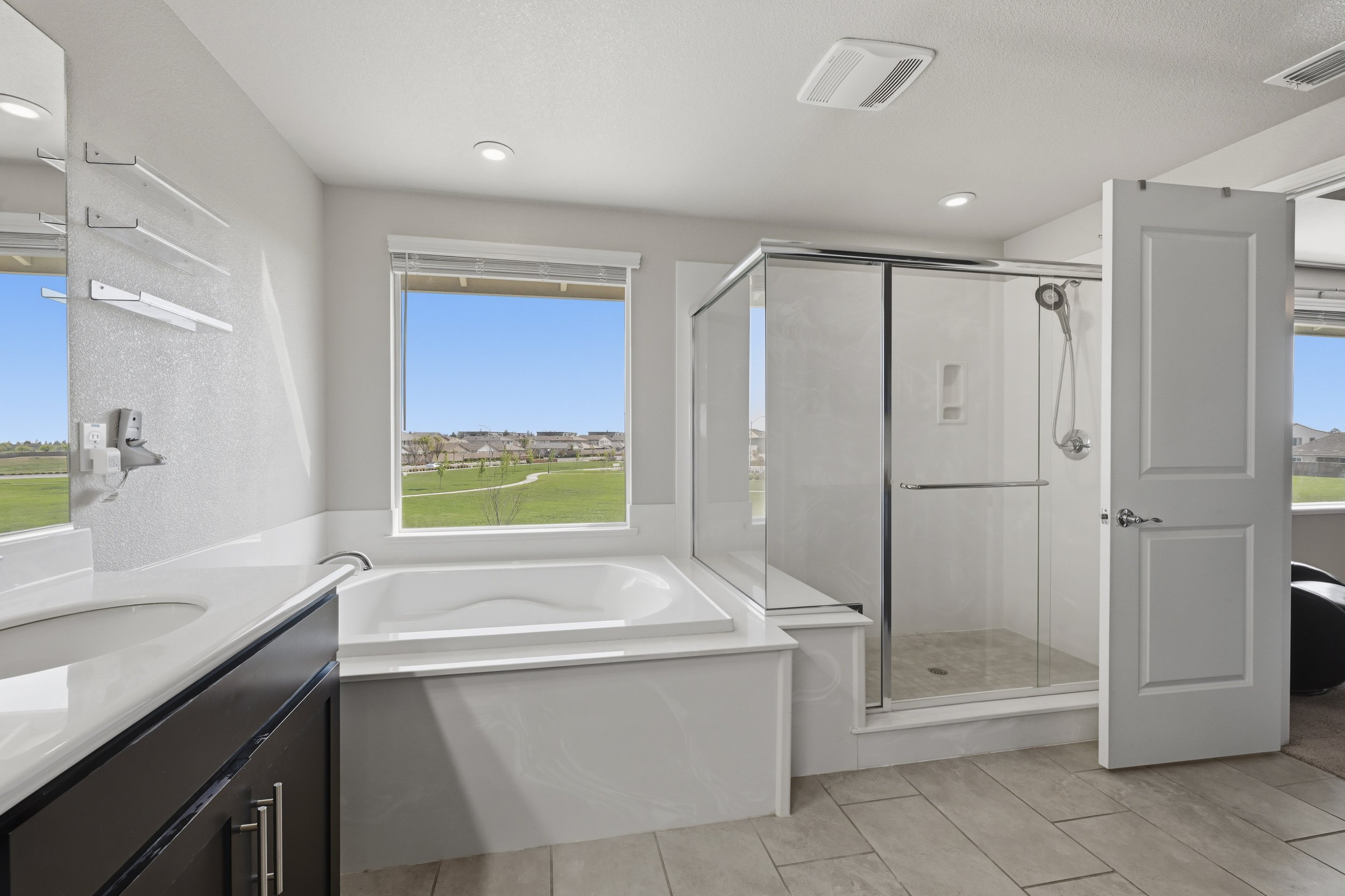 2012 Van Ruiten Dr _34.jpg