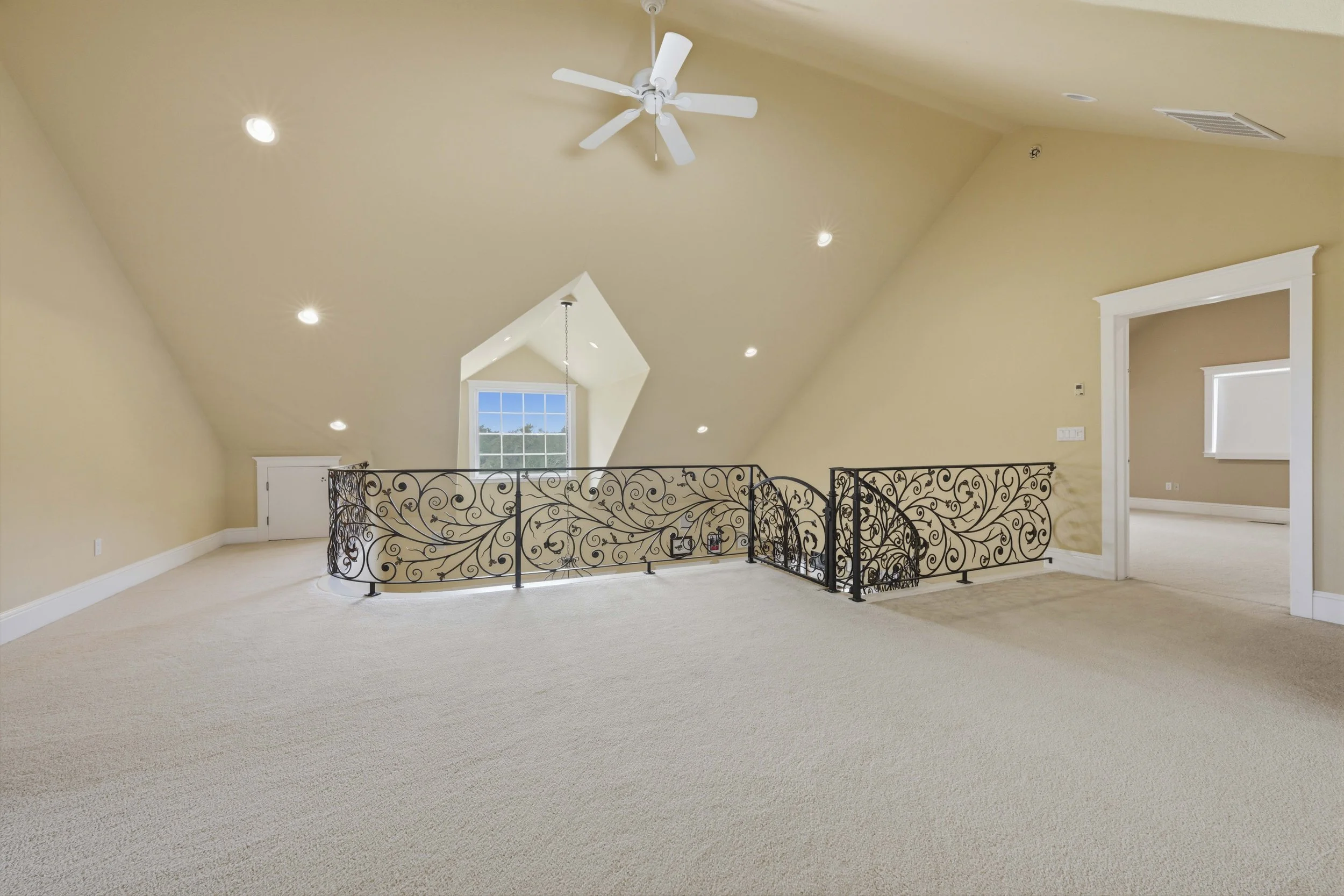 Youngs Vineyard 127.jpg