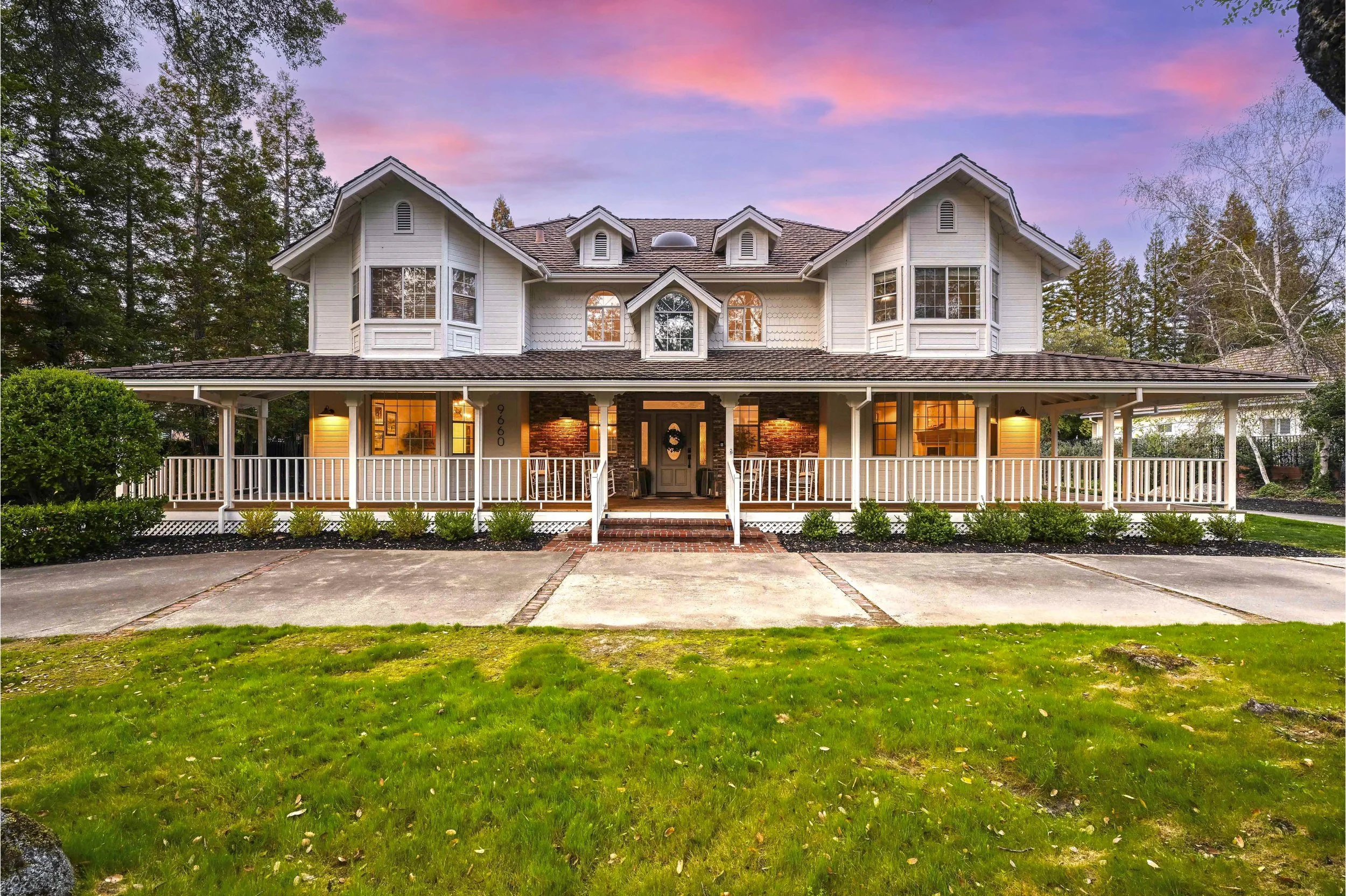 9660 Los Lagos Cir North - 5.jpg