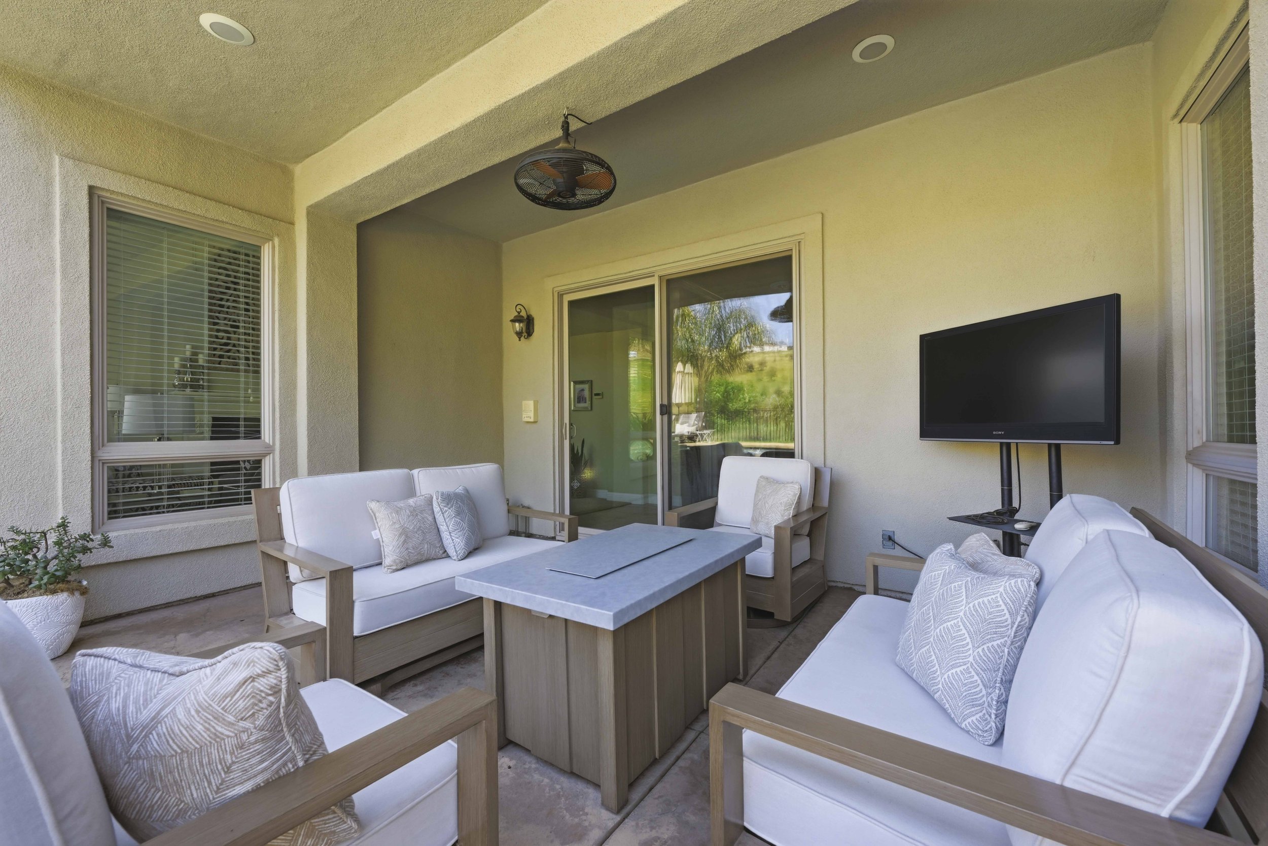 1343 Terracina Dr 84.jpg