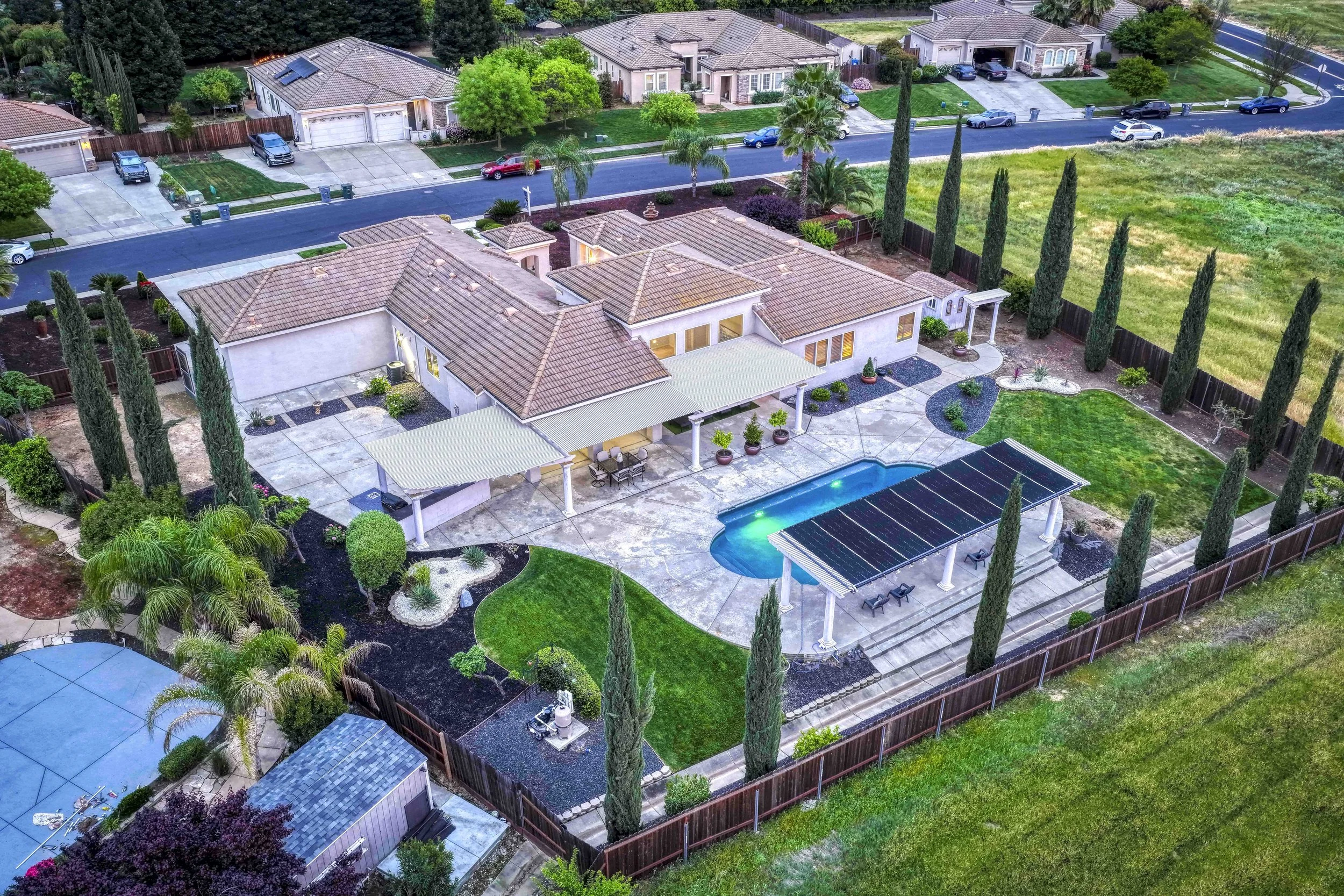 8357 Bridgestone Dr 30.jpg