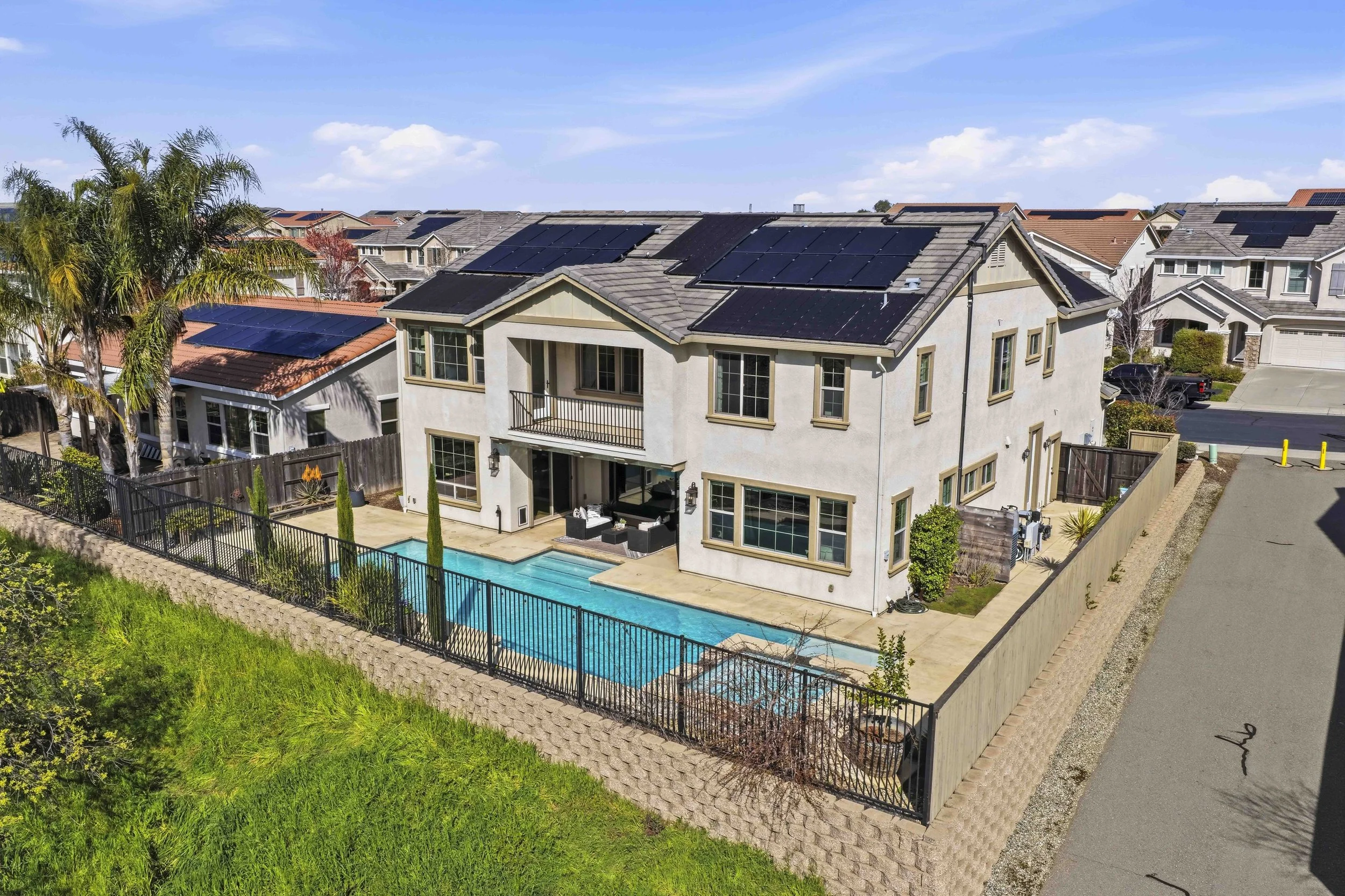 2714 Hidden Trail Loop 43.jpg