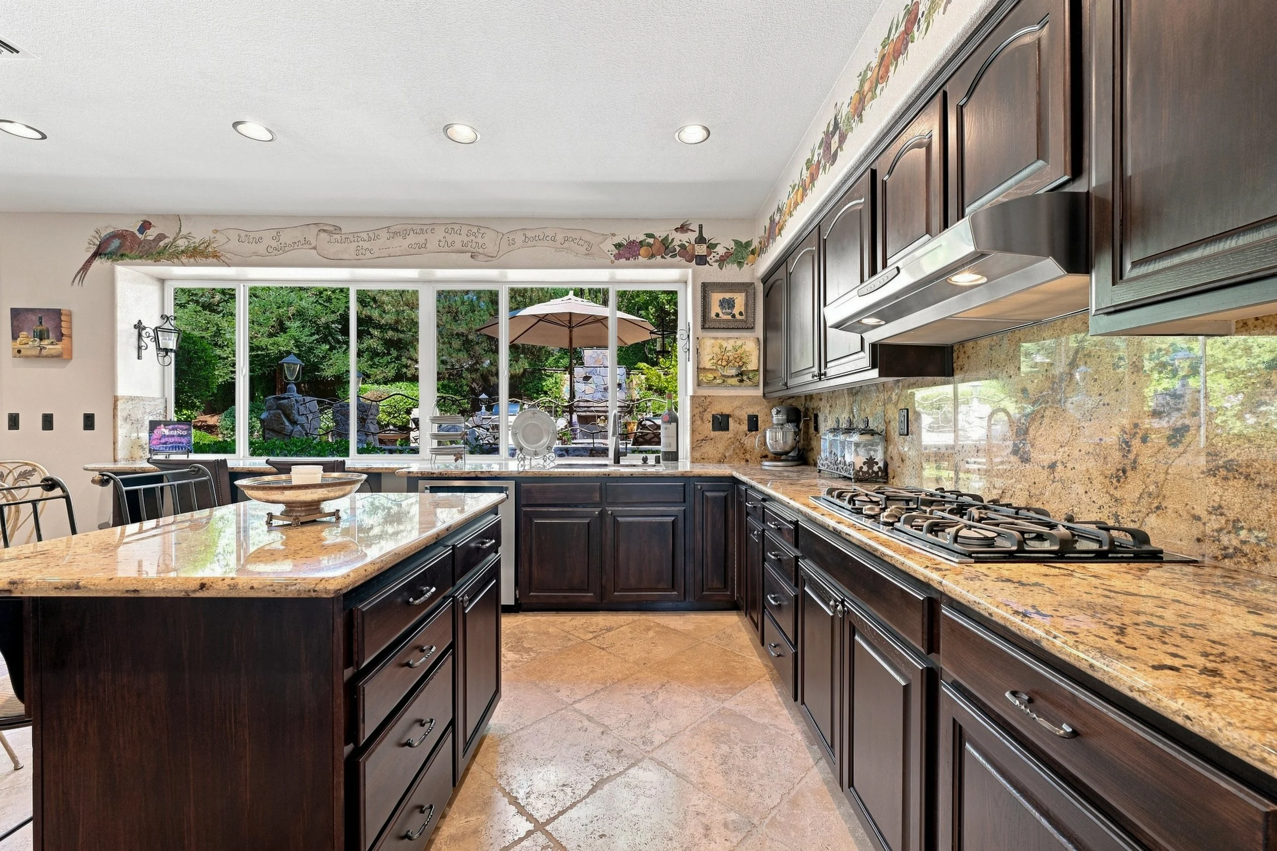 3301 Stonehurst Dr _34.jpg