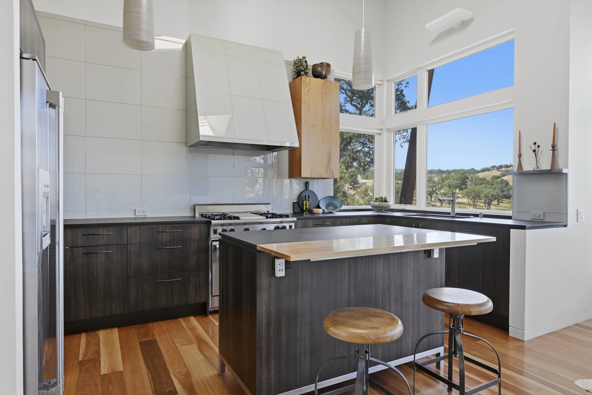 26000 Venado Dr - Main House  - 19.jpg