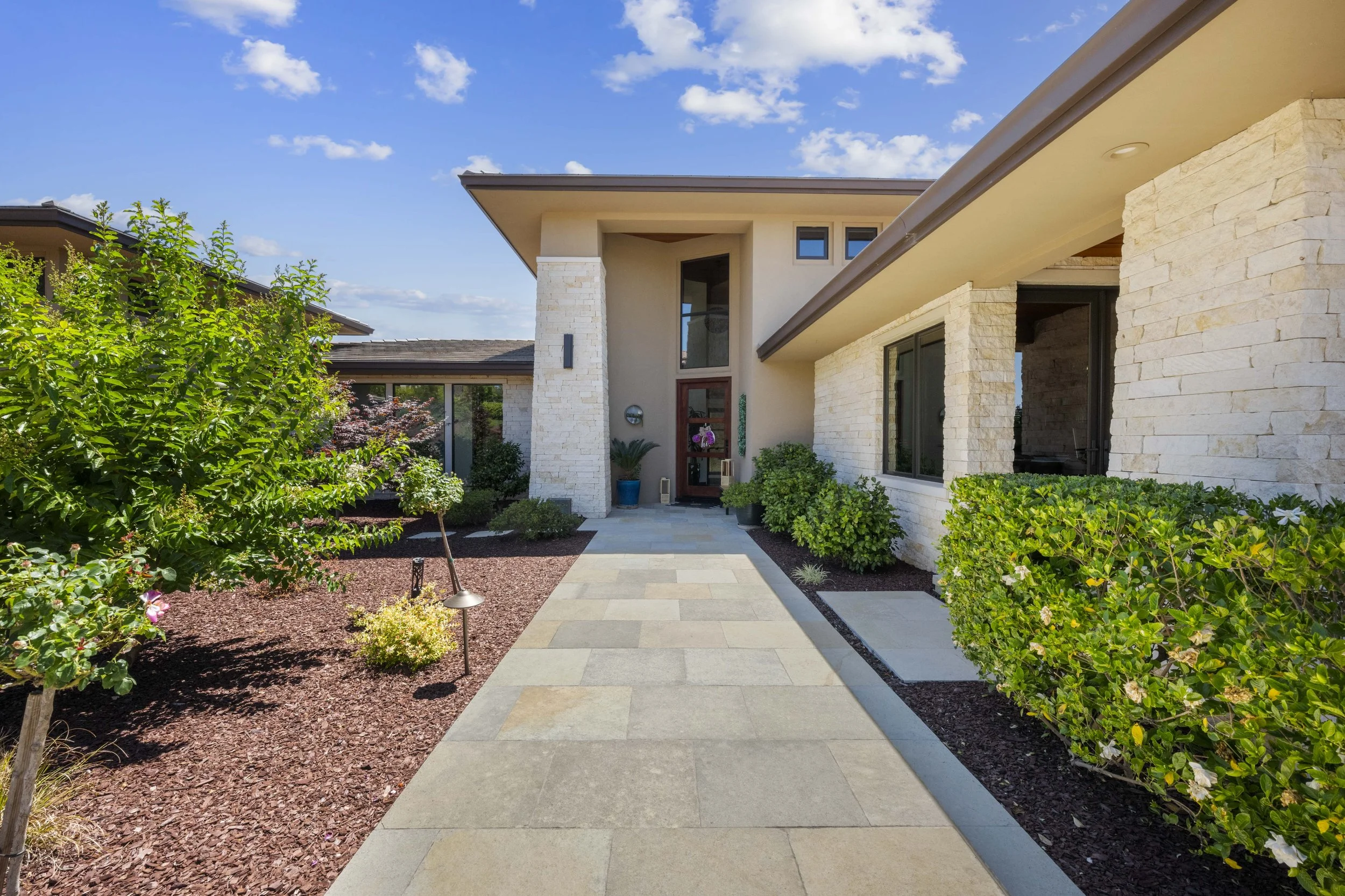 4374 Berkwood Ct 5.jpg