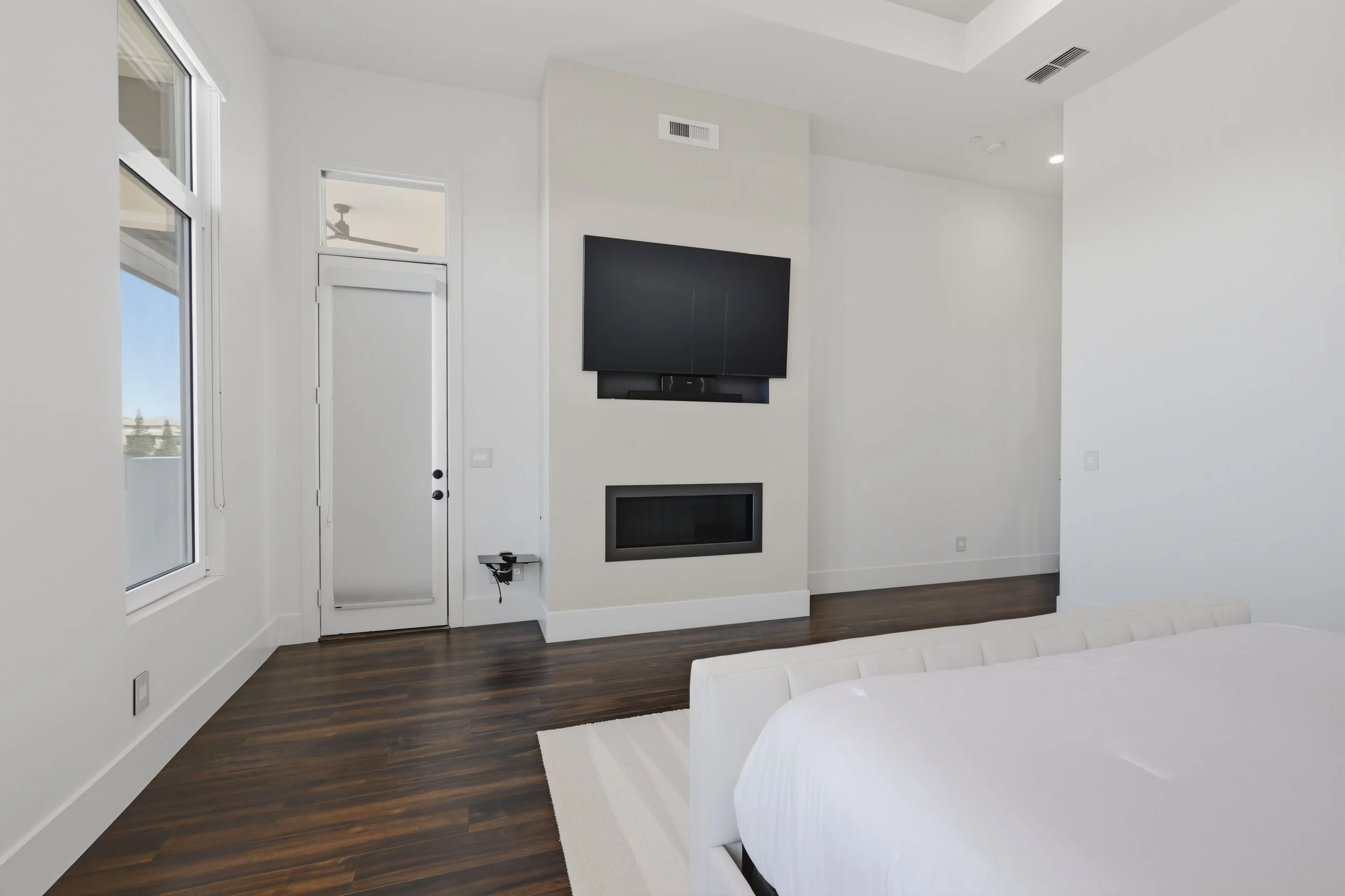 535 Serpa Way _40.jpg