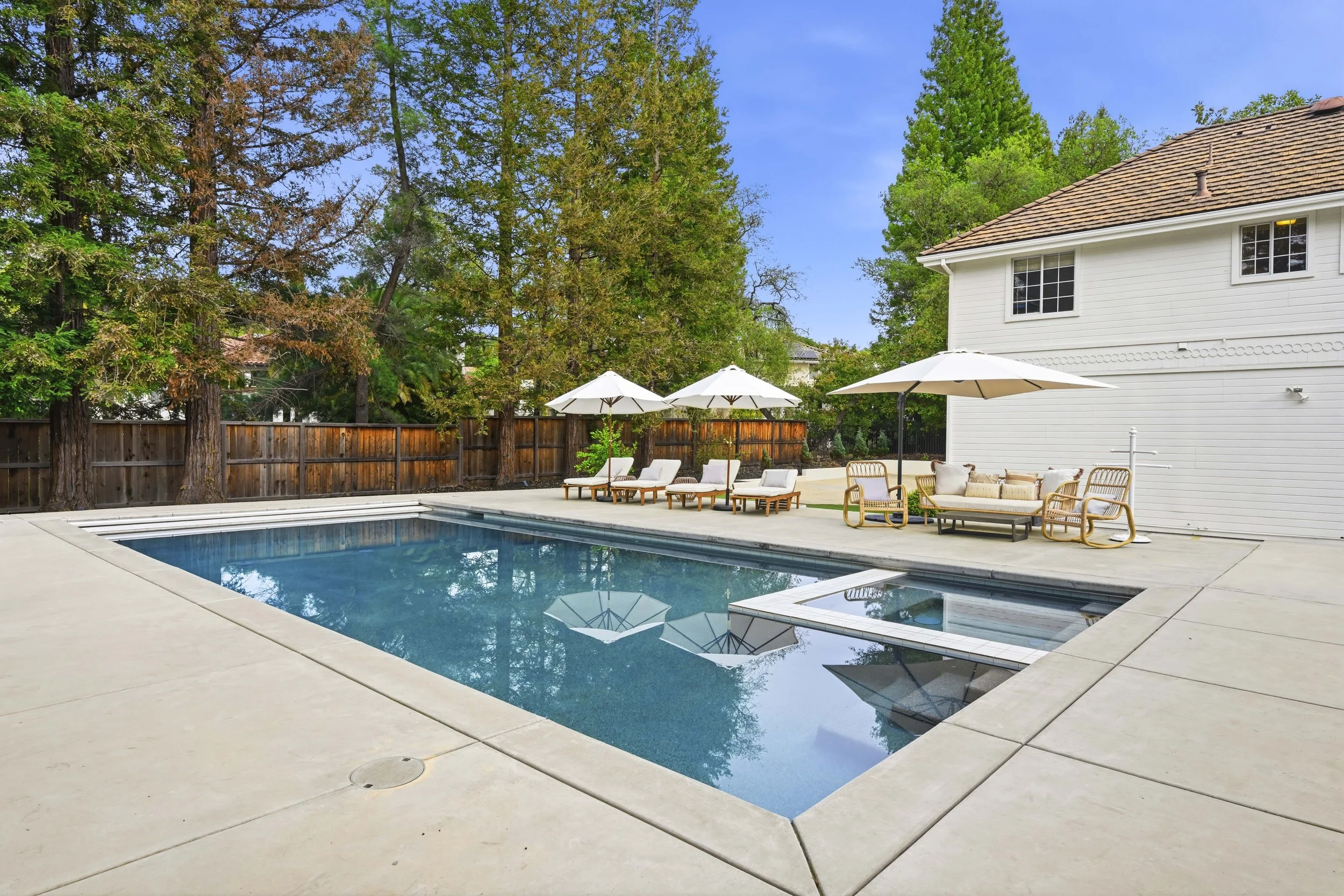 9660 Los Lagos Cir North - 118.jpg