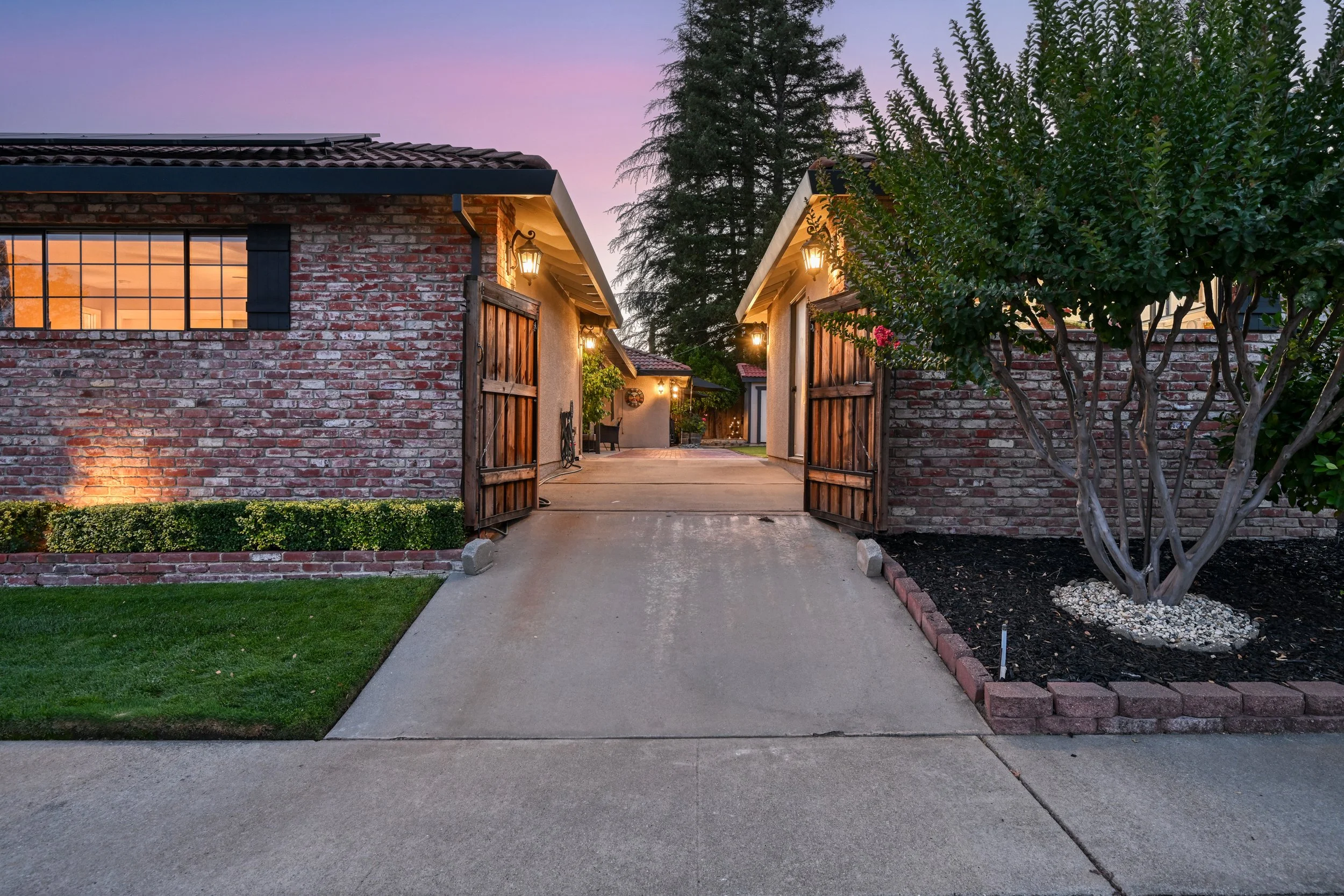 3737 Sweetwater Dr 23.jpg