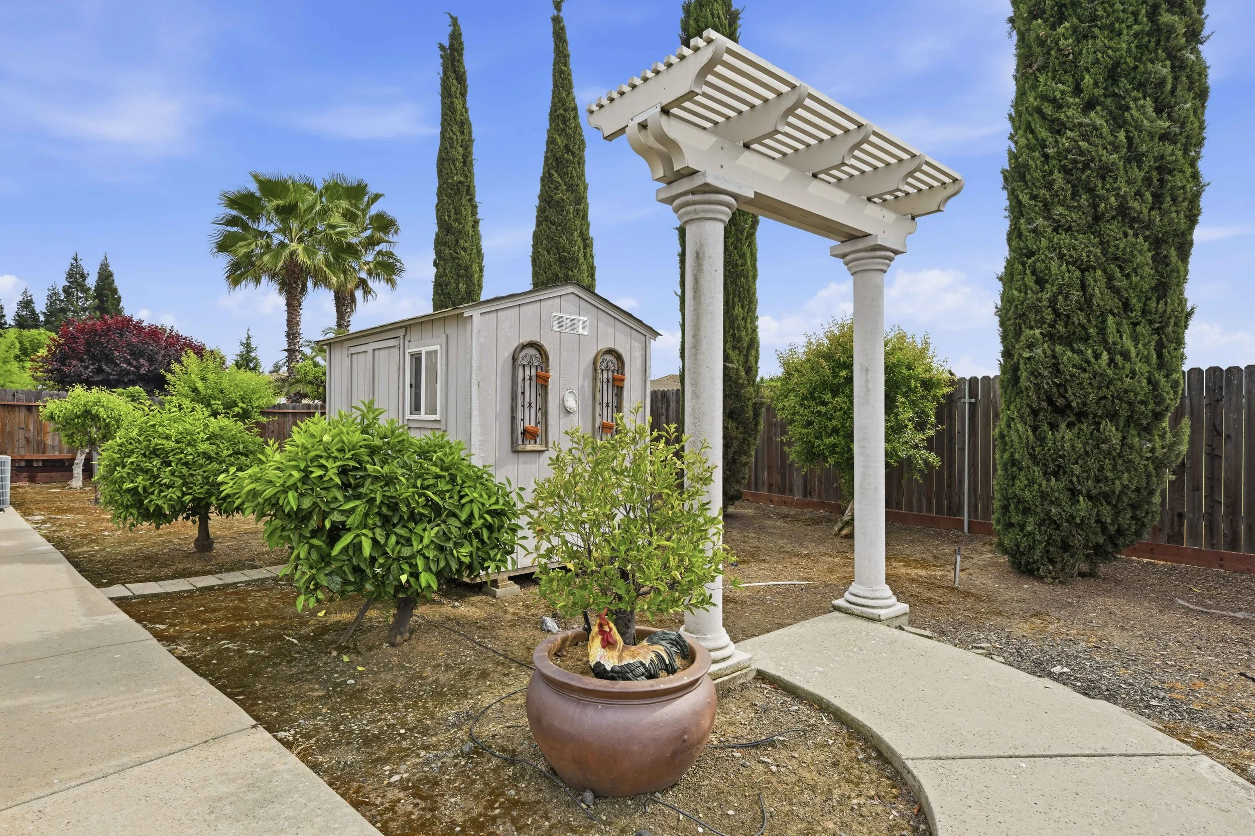 8357 Bridgestone Dr 102.jpg