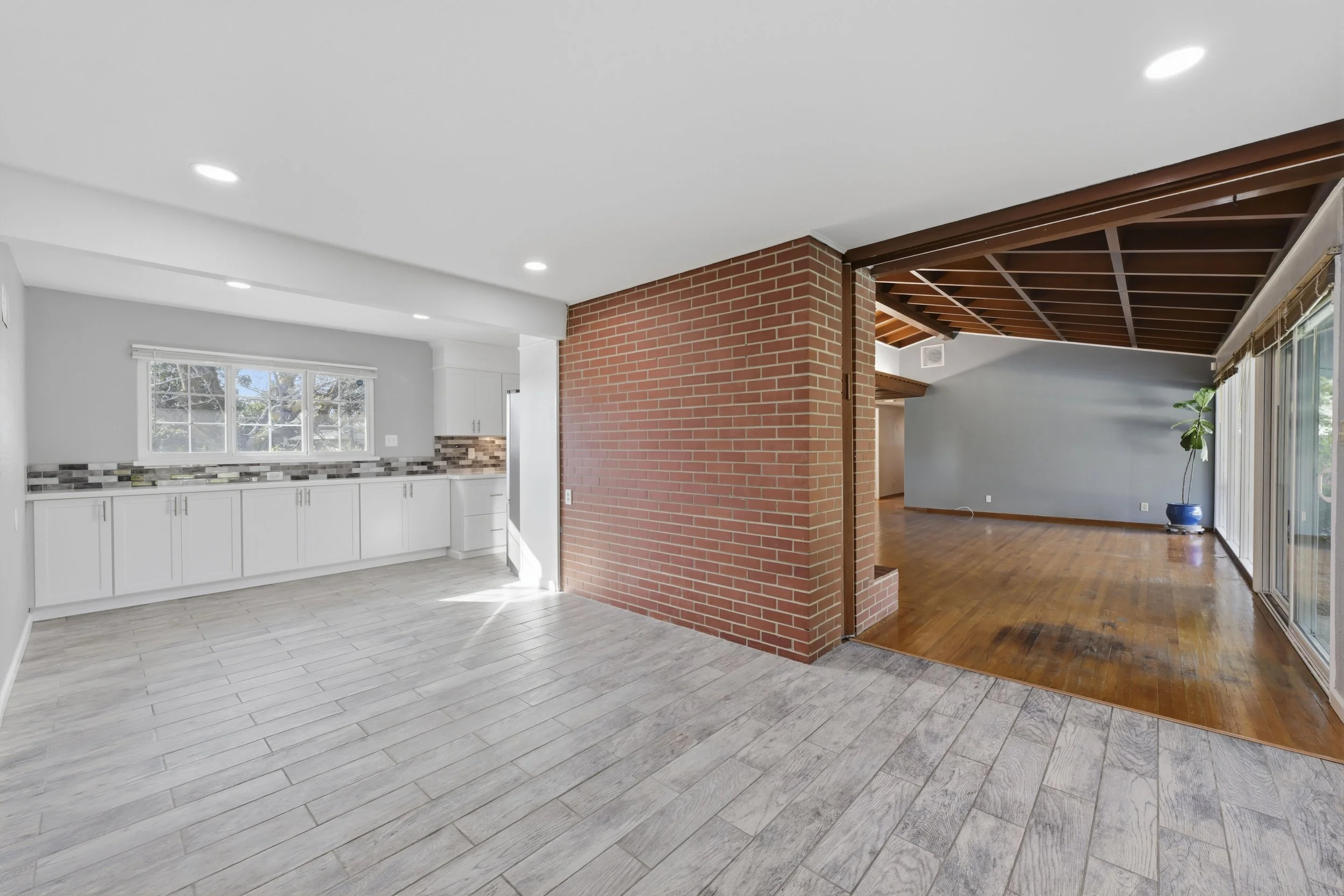 1820 Richmond St 21.jpg