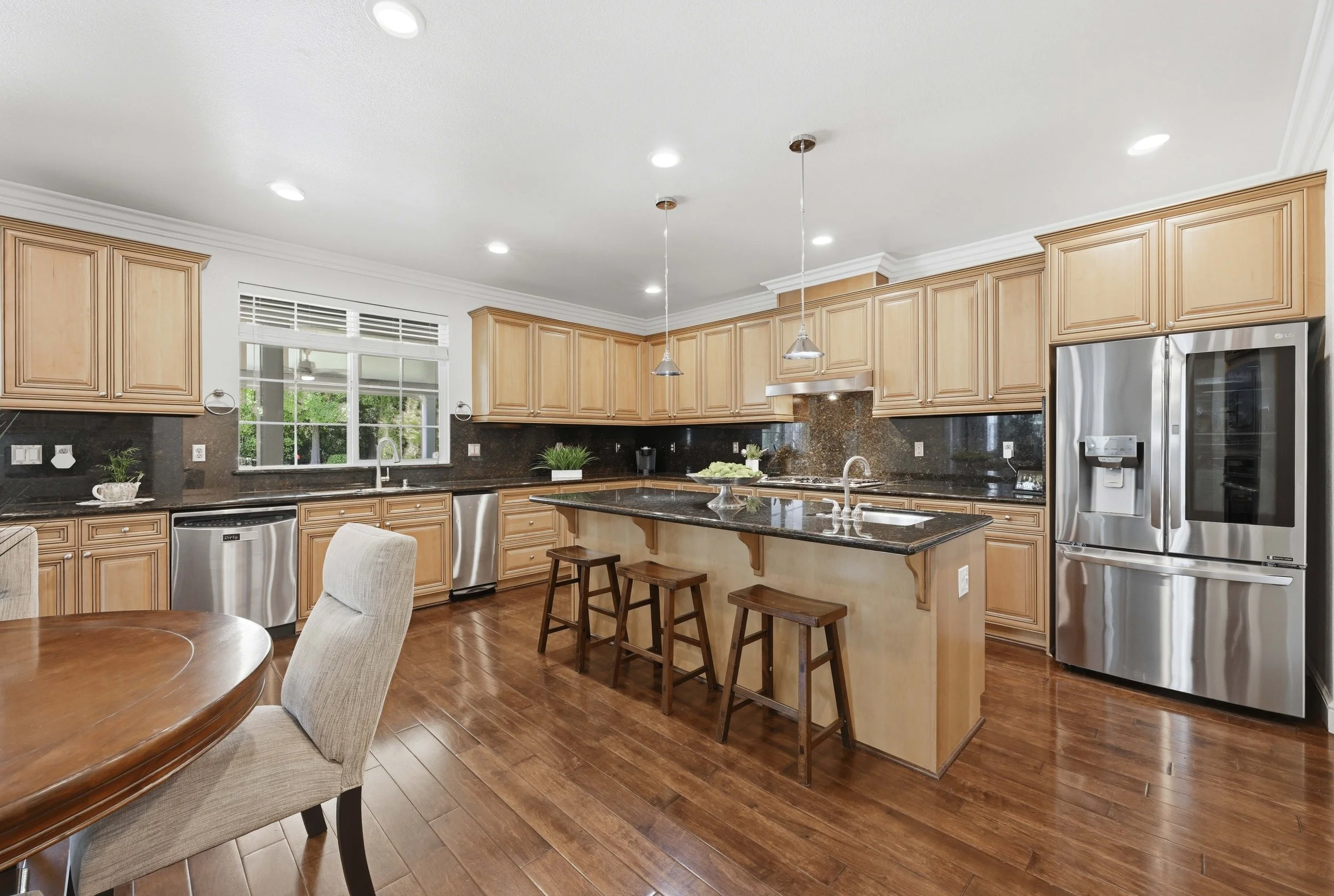 9525 Littoral St _36.jpg