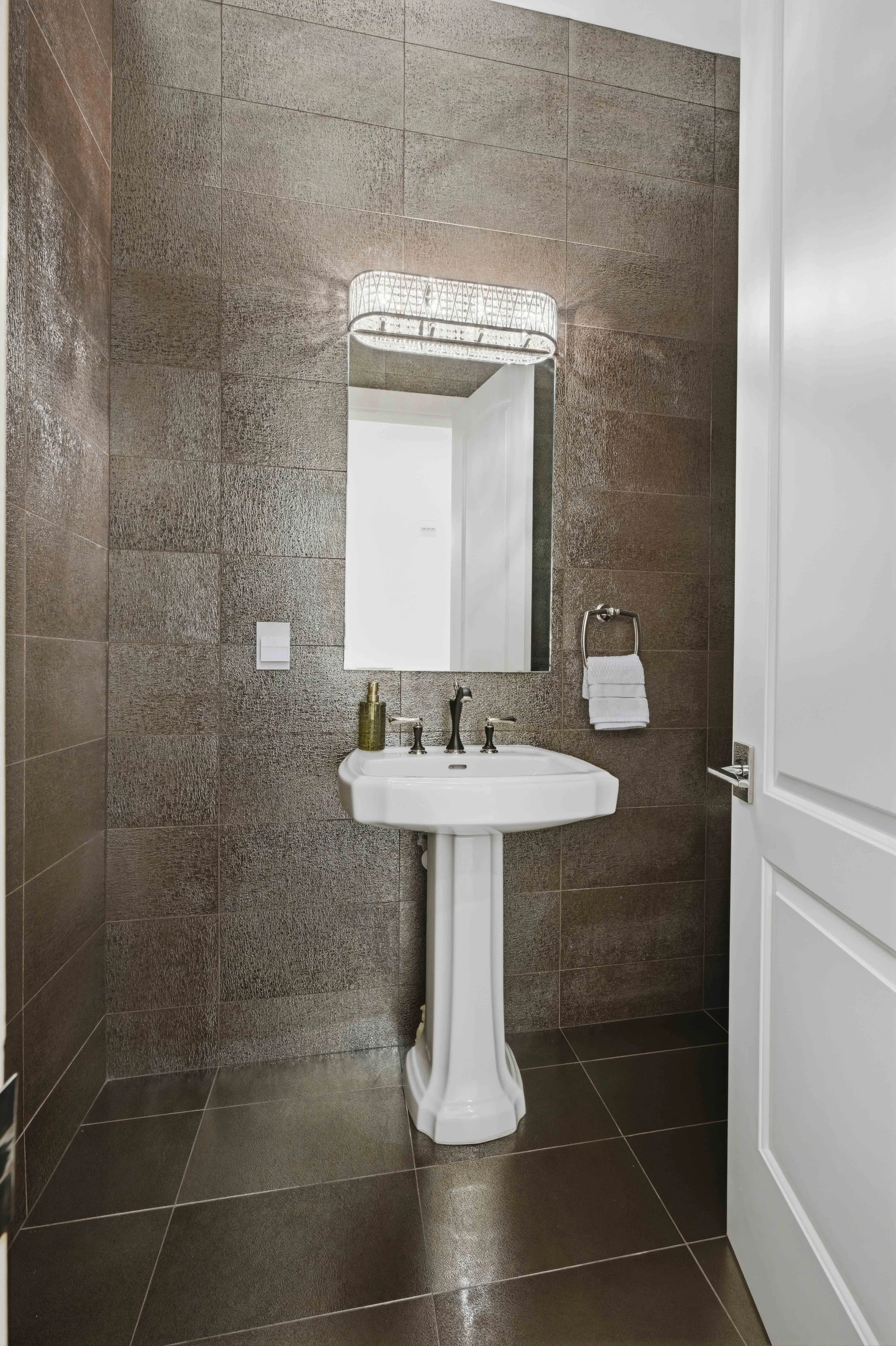535 Serpa Way _54.jpg