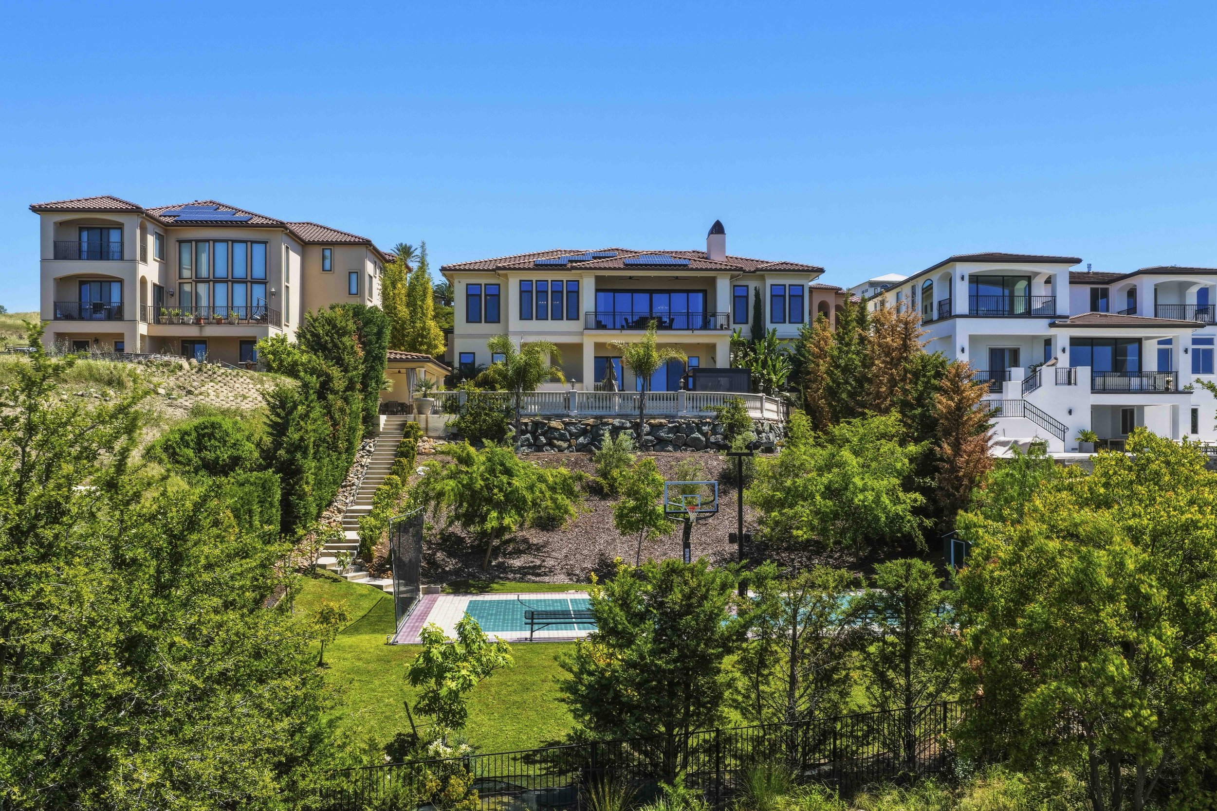 535 Serpa Way _6.jpg