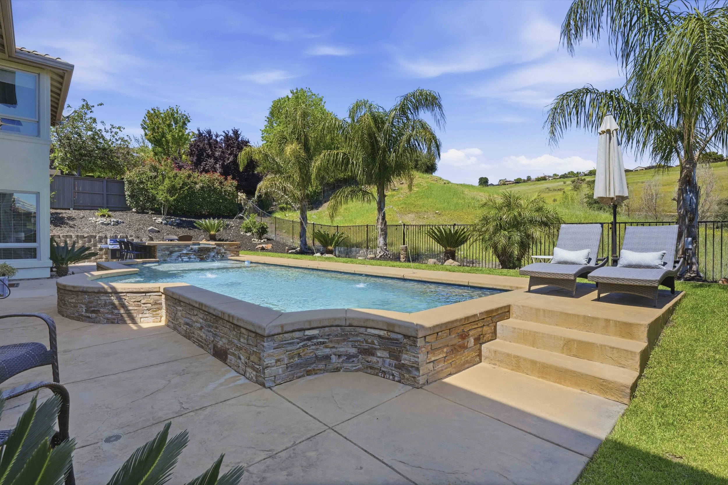 1343 Terracina Dr 91.jpg