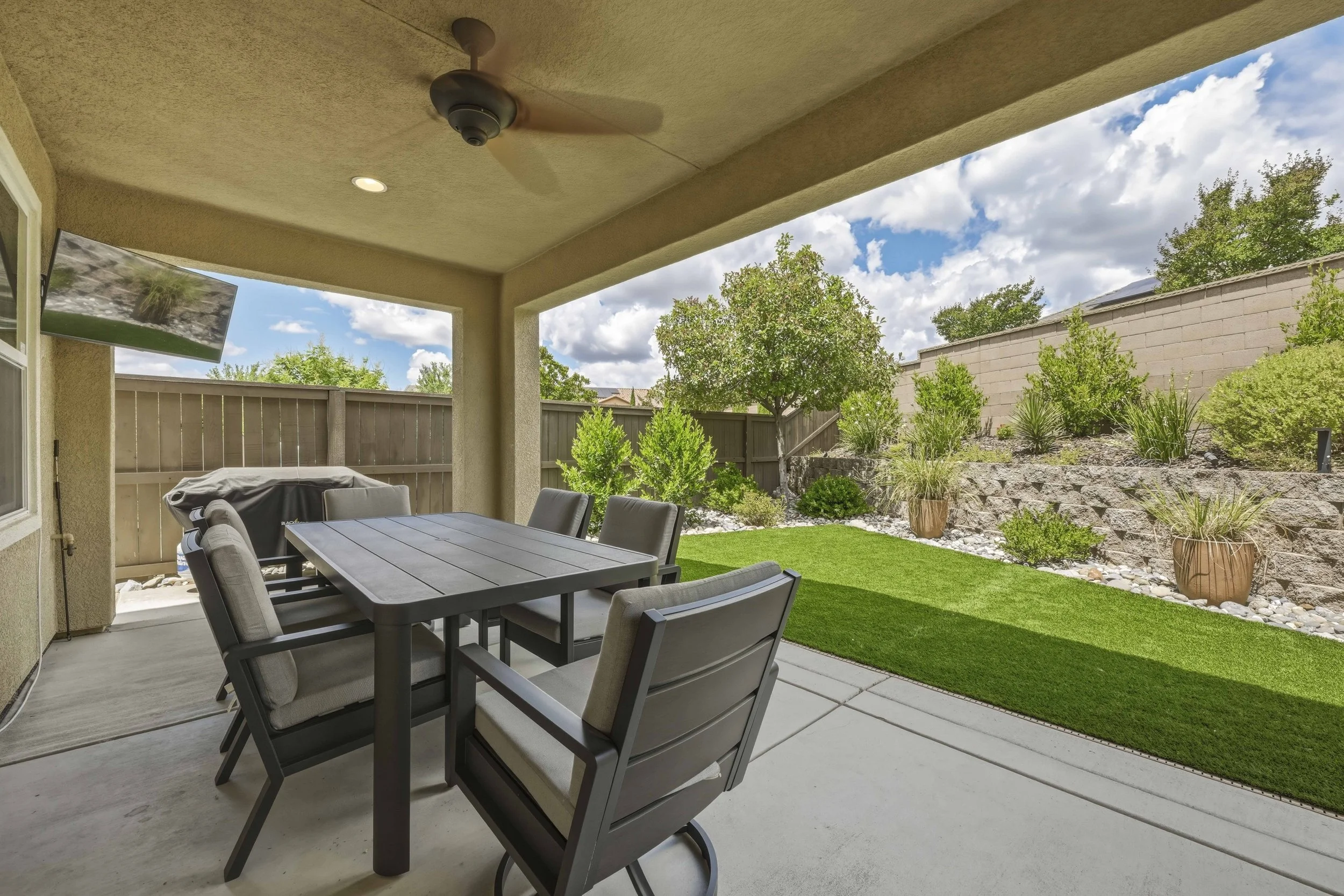 895 Calico Dr 93.jpg