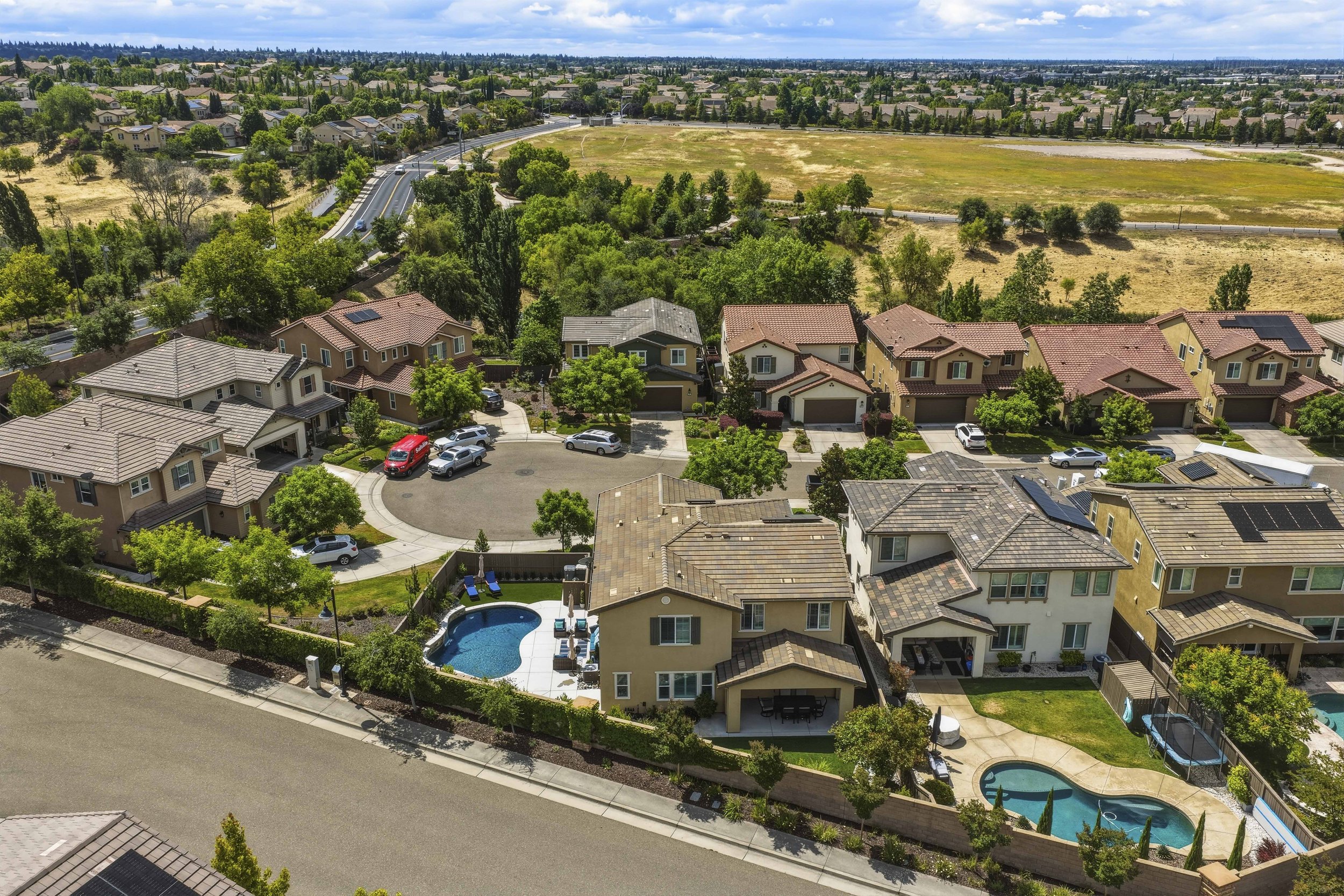895 Calico Dr 35.jpg
