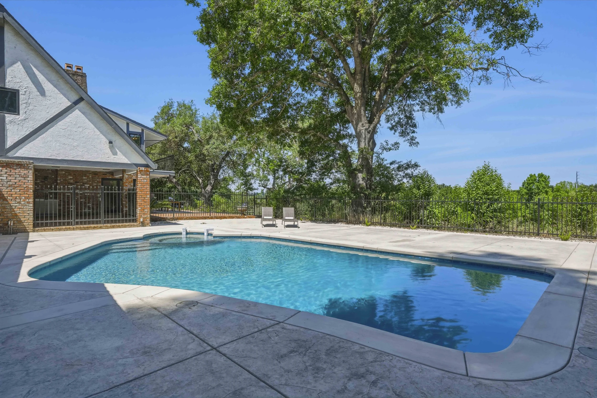 9815 Mira Del Rio Dr 45.jpg