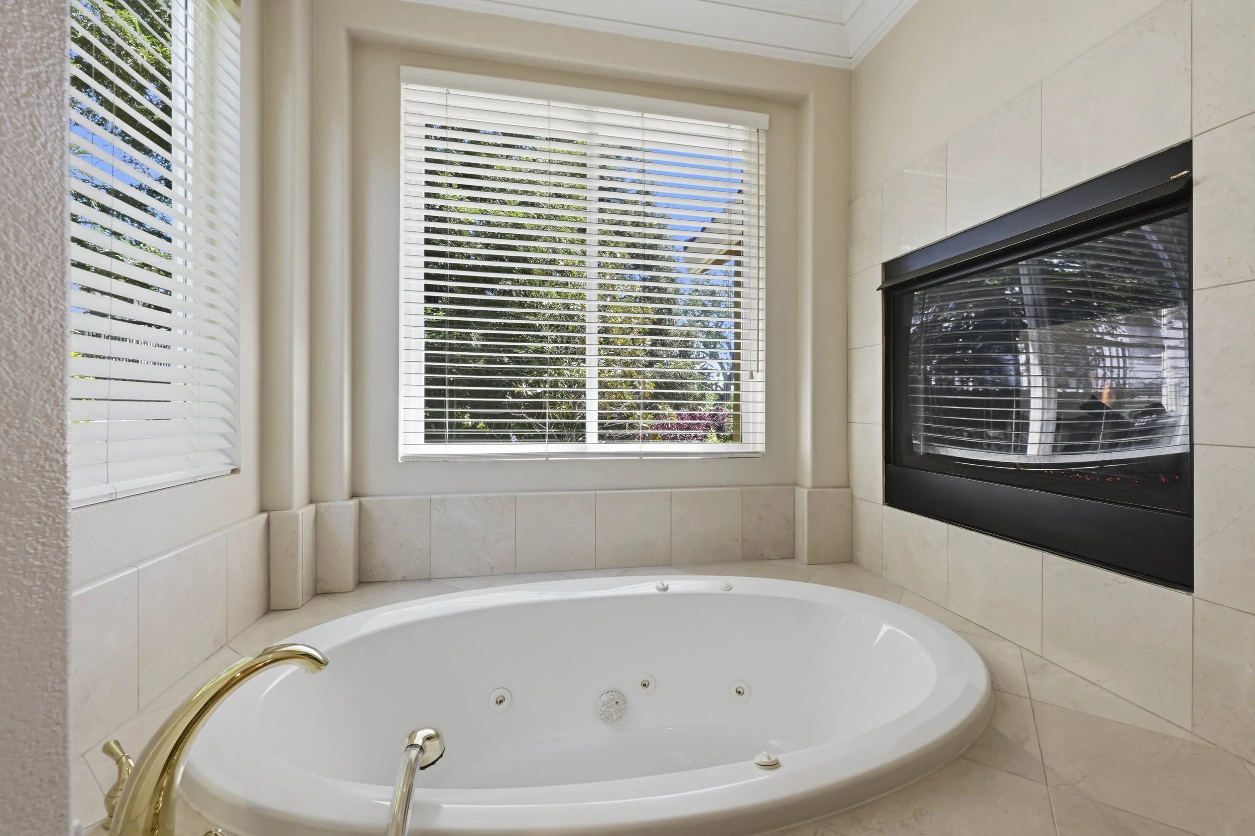 2228 Belvedere Cir _58.jpg