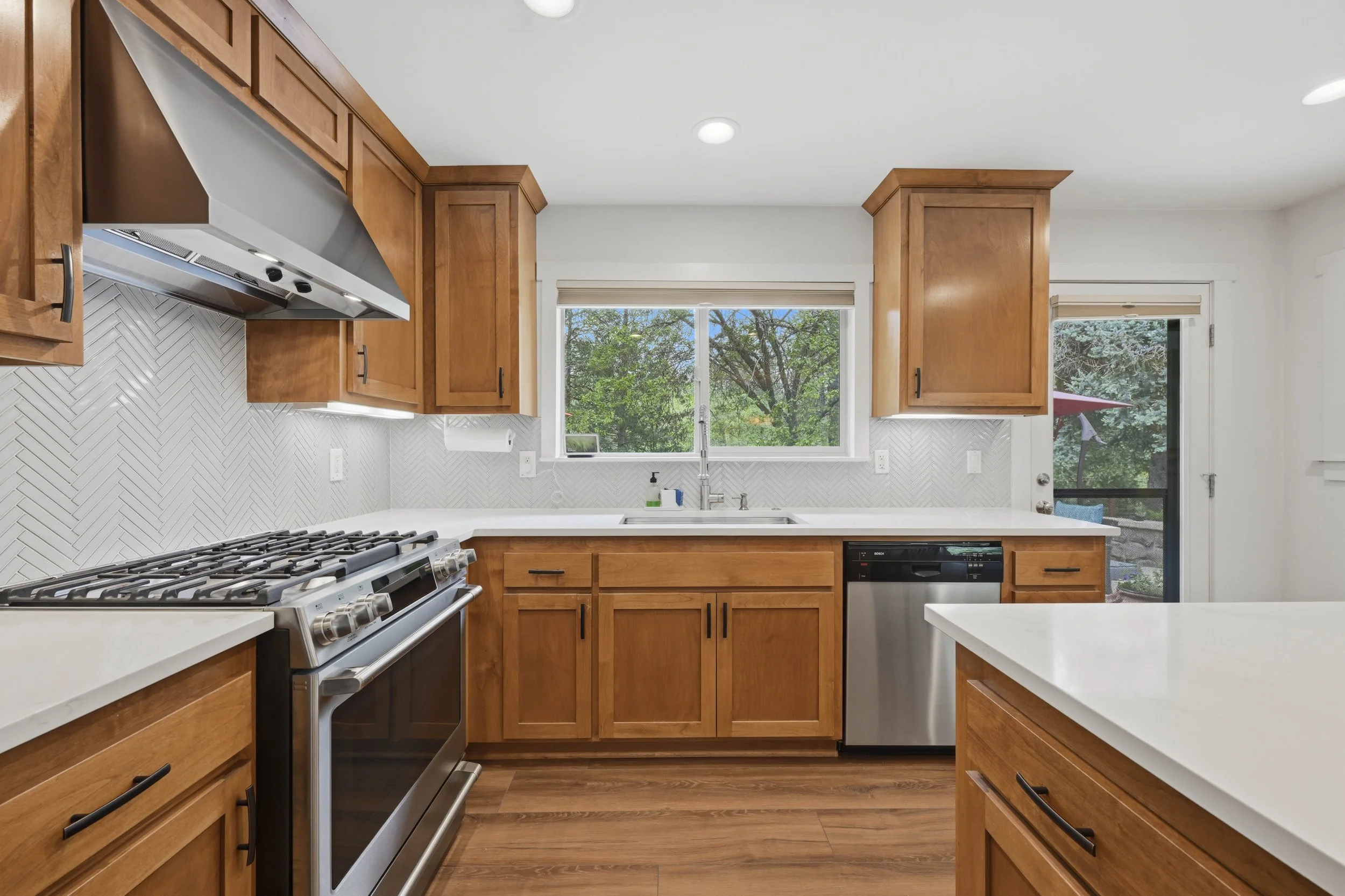 6169 Sweeney Rd 31.jpg