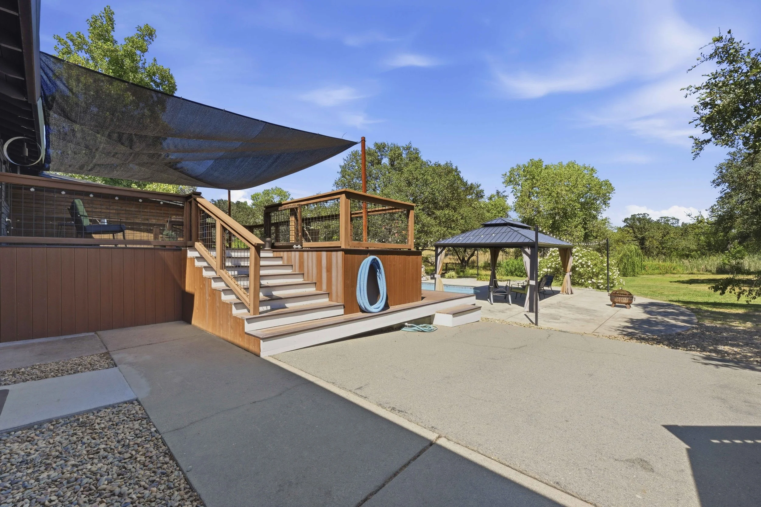 4440 Lawrence Dr _72.jpg