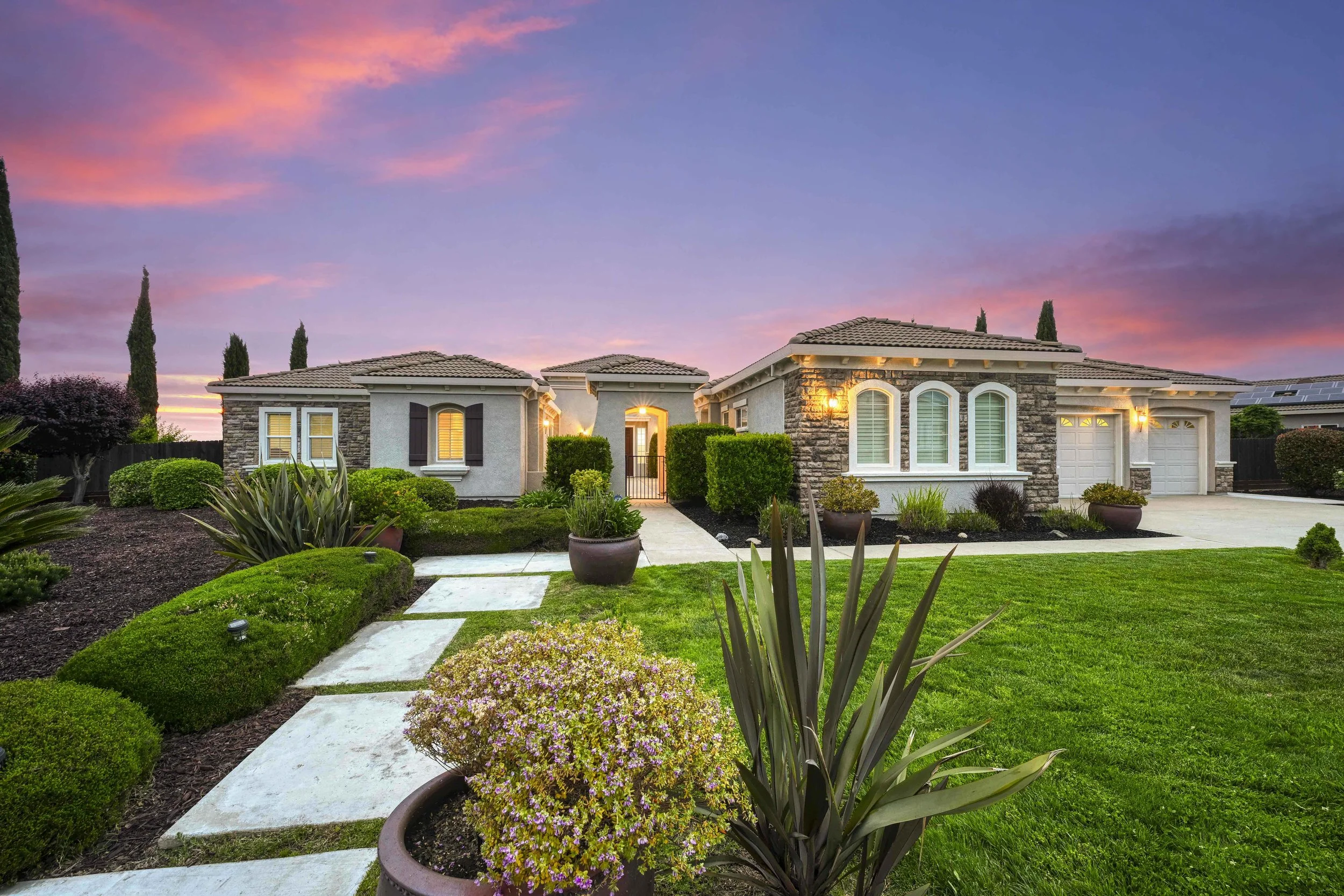 8357 Bridgestone Dr 15.jpg