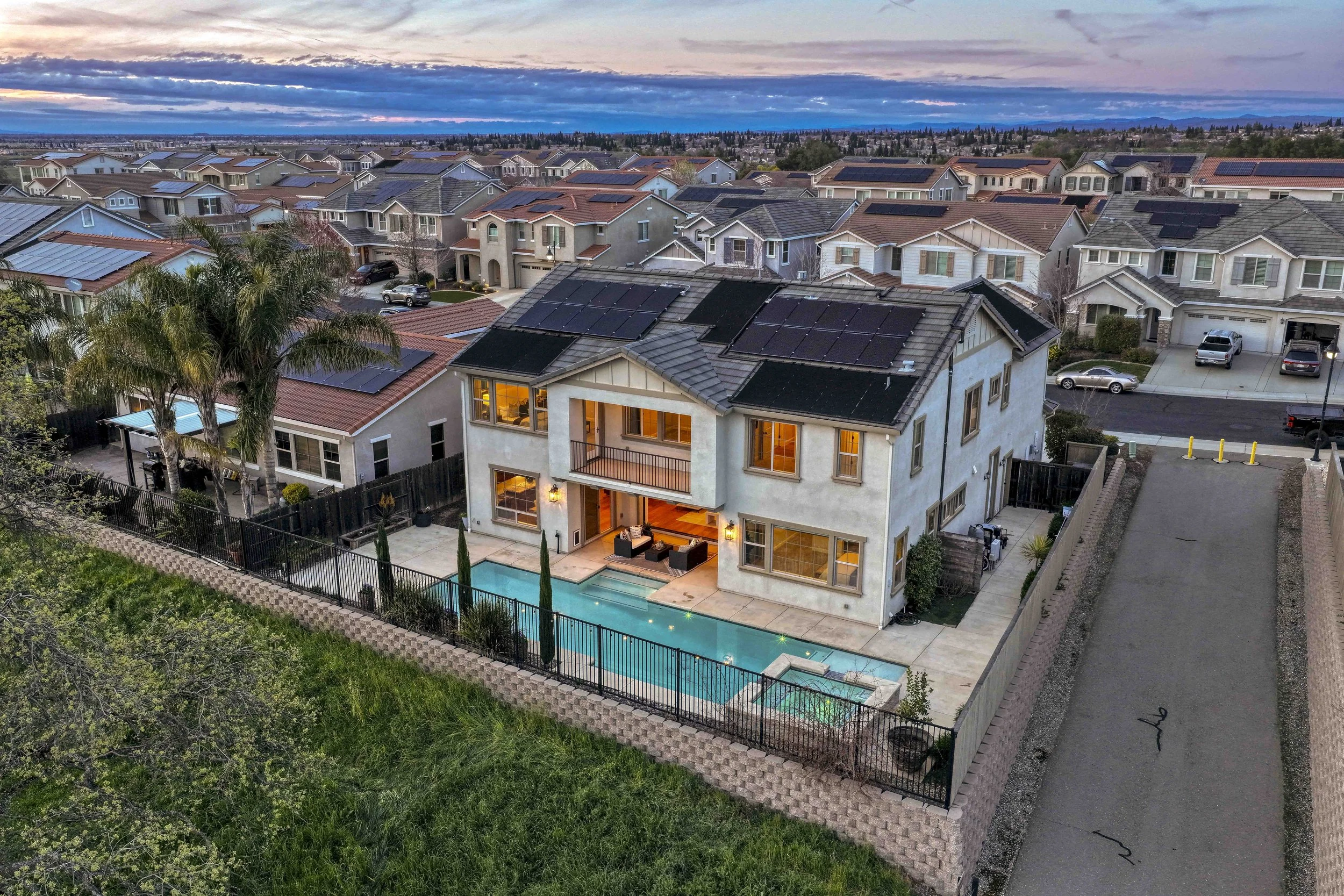 2714 Hidden Trail Loop 5.jpg