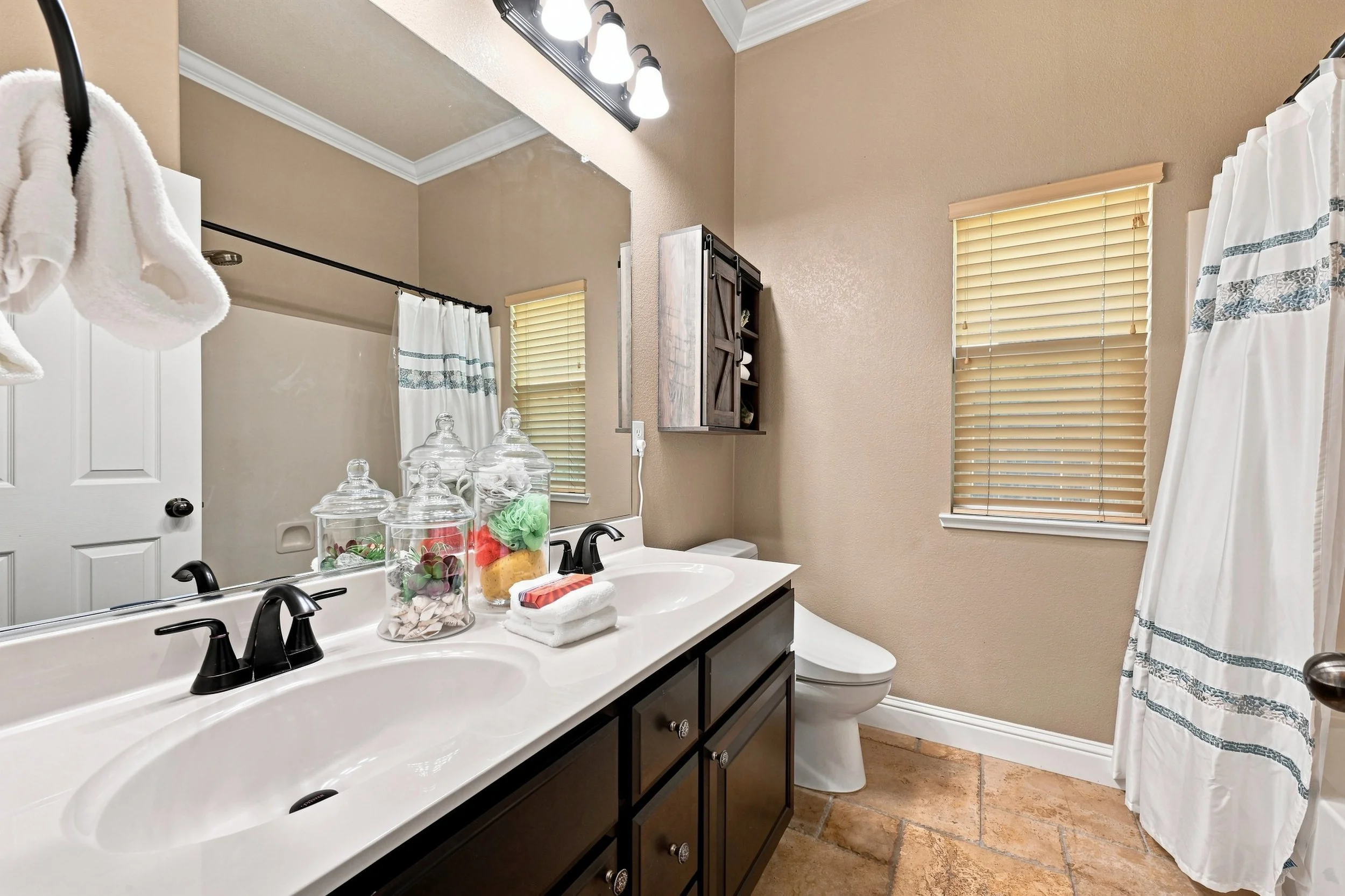2025 San Esteban Cir _31.jpg