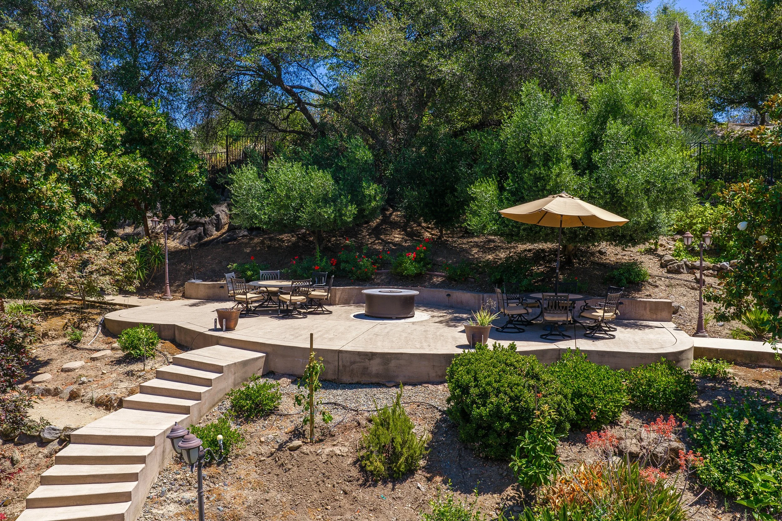 5645 Los Posas Way 10.jpg