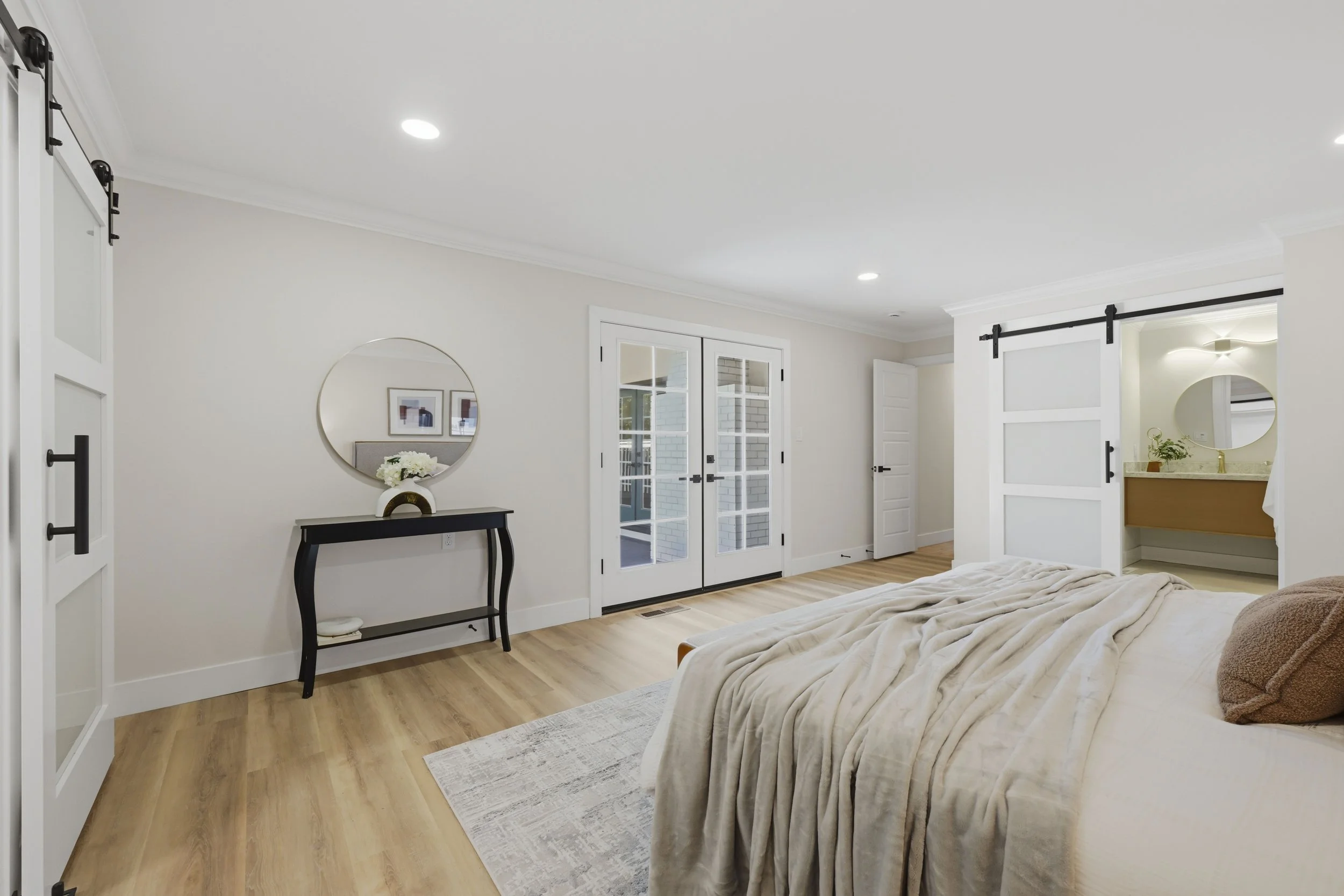 8177 N Lake Cir 52.jpg