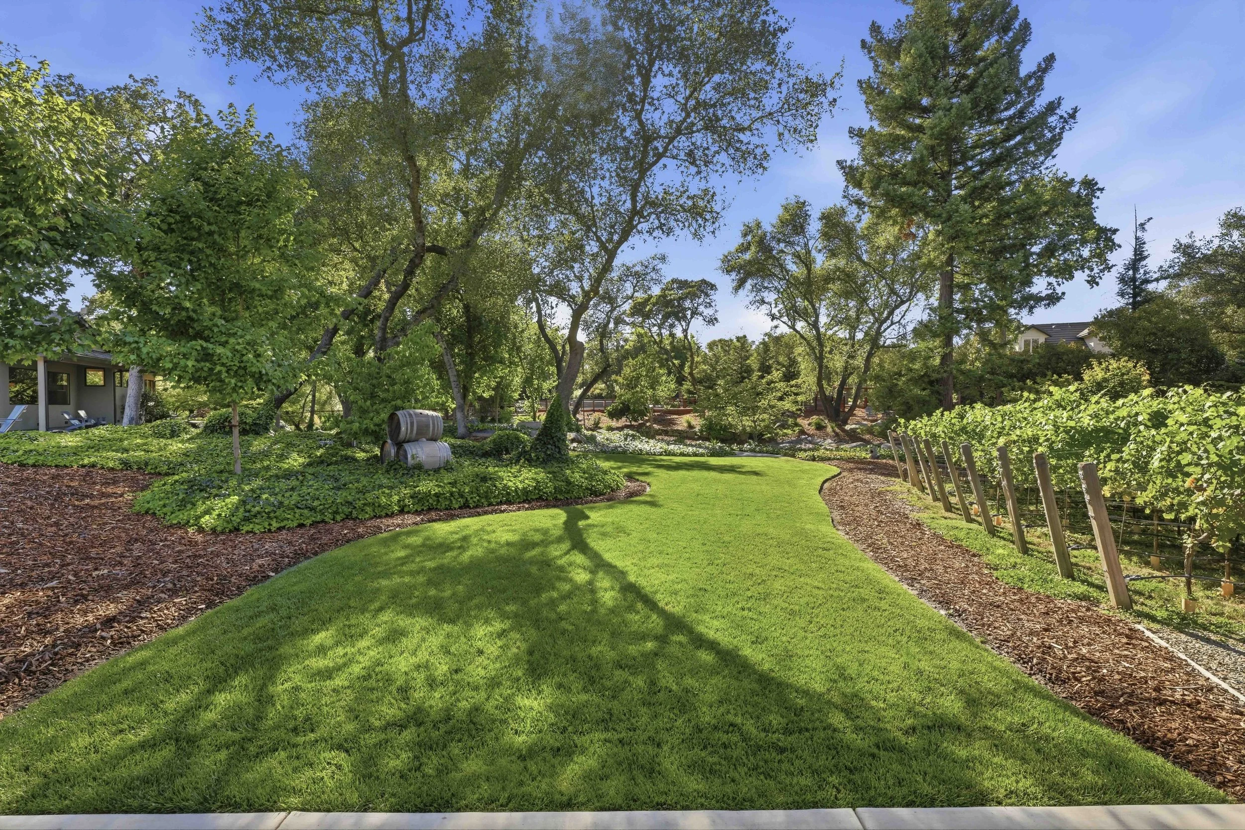 7905 Brook Ct 122.jpg