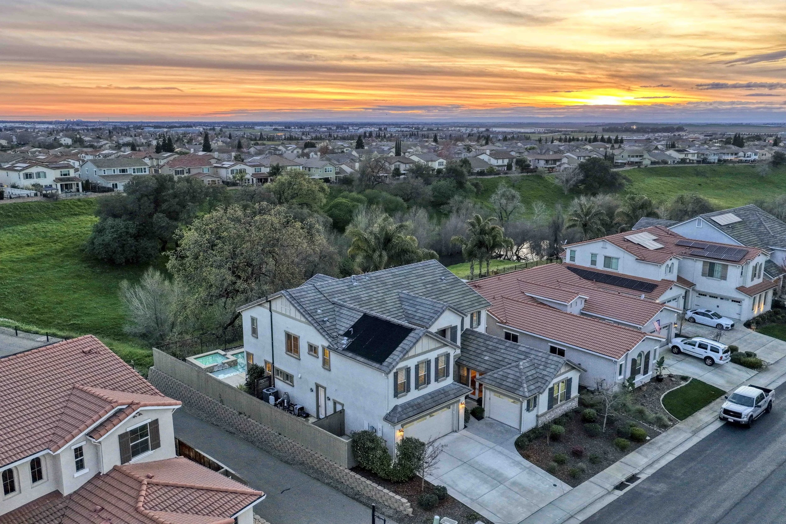 2714 Hidden Trail Loop 2.jpg