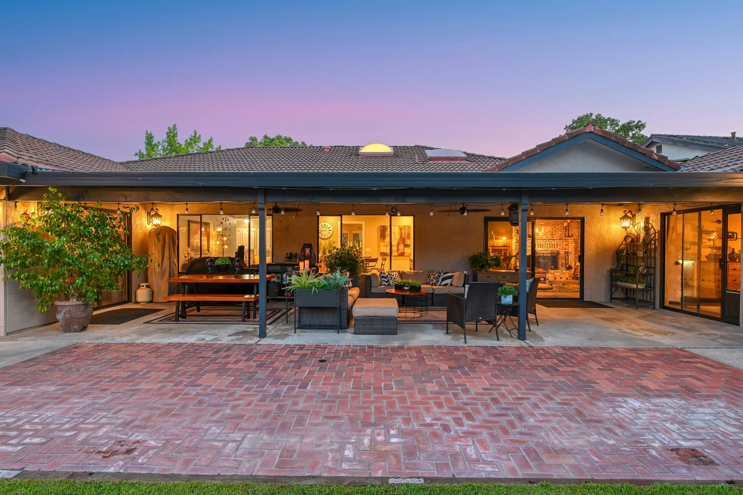 3737 Sweetwater Dr 10.jpg