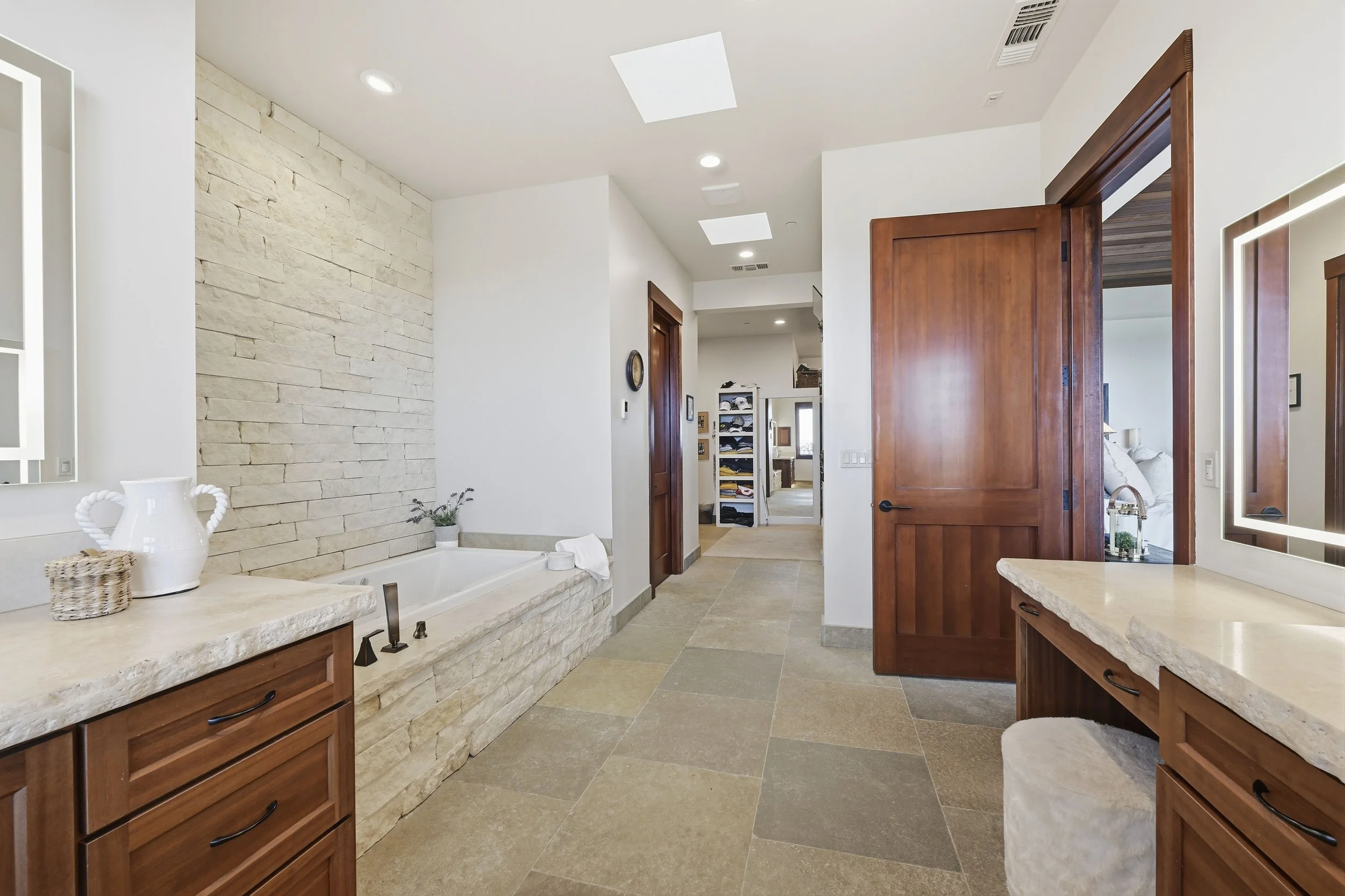 Interior - 4373 Berkwood Ct 39.jpg