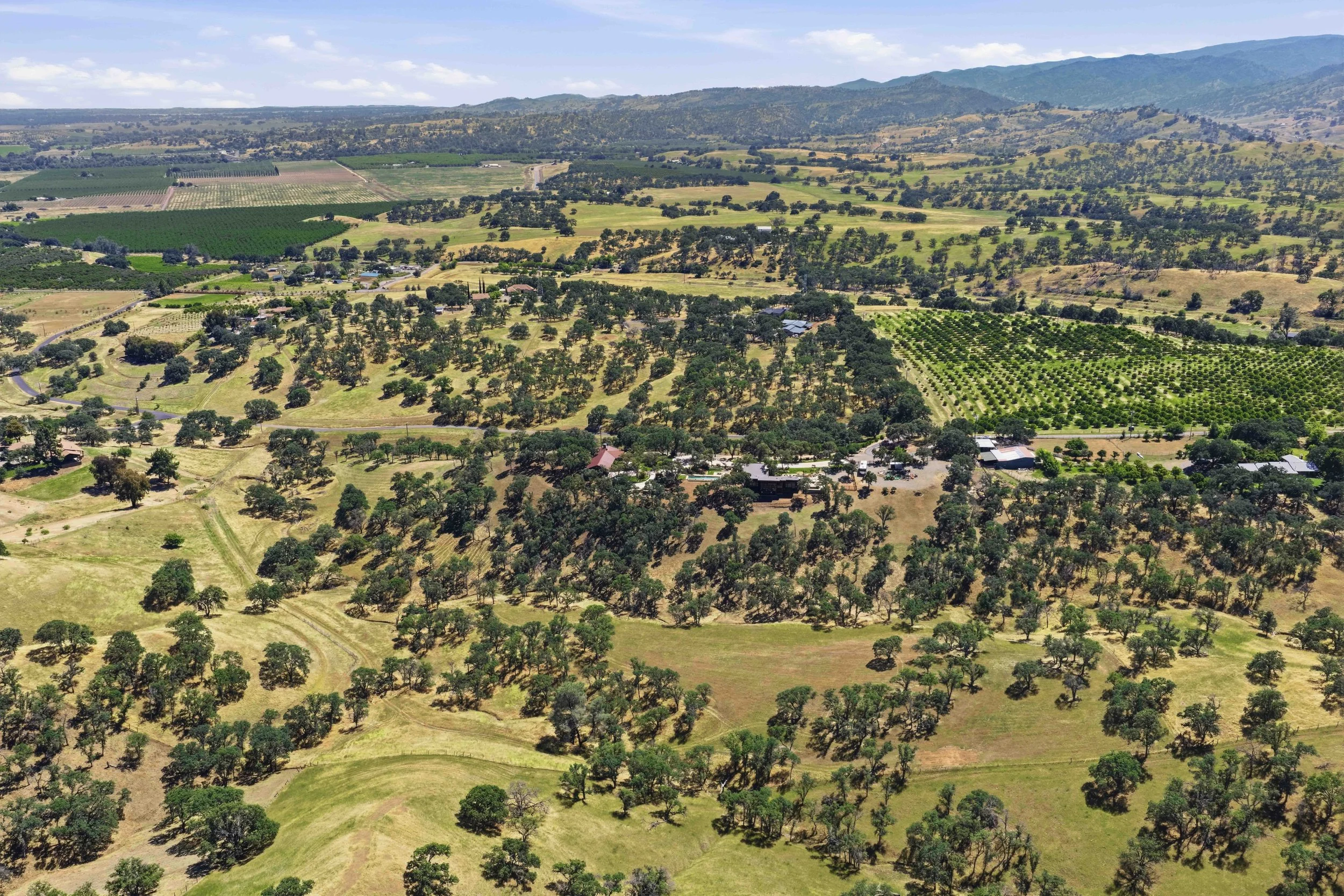 26000 Venado Dr - Daytime _5_1.jpg