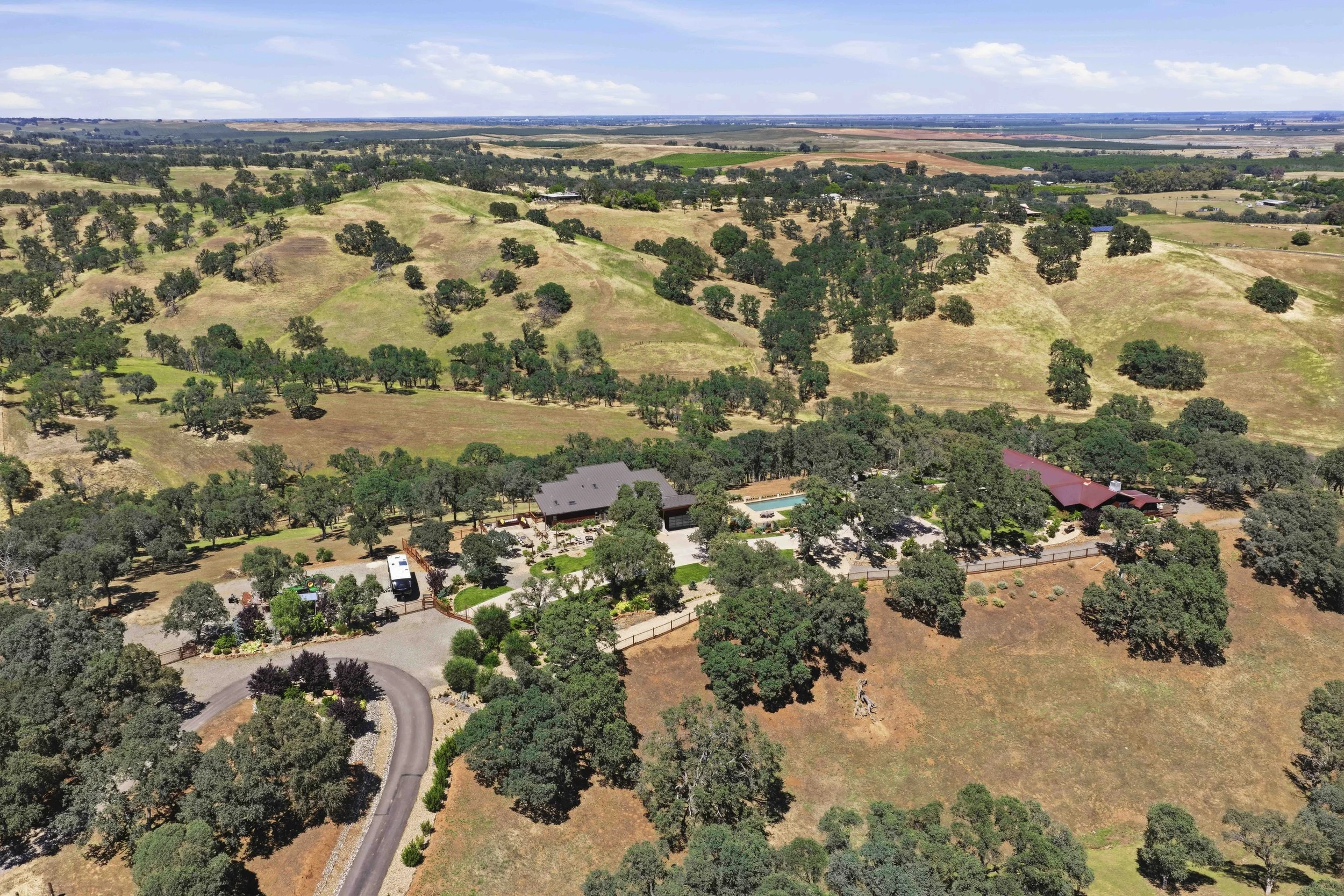 26000 Venado Dr - Daytime _7_1.jpg