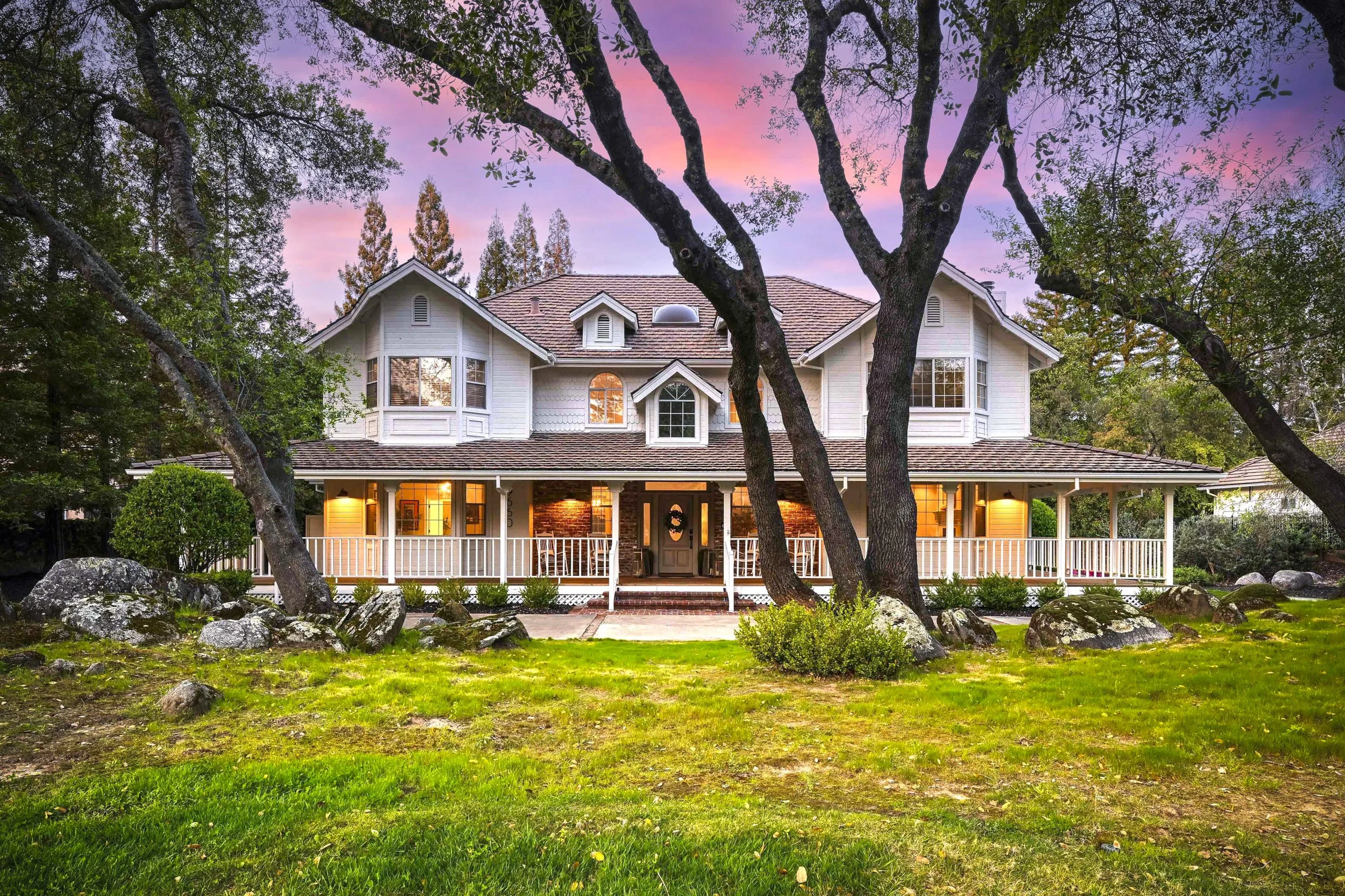 9660 Los Lagos Cir North - 3.jpg