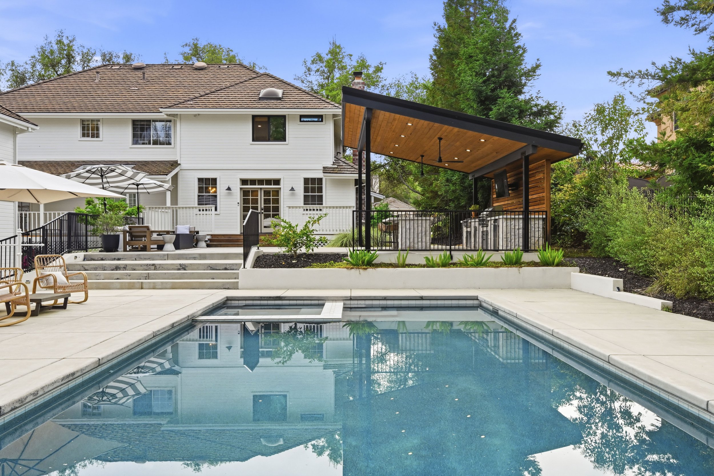 9660 Los Lagos Cir North - 120.jpg