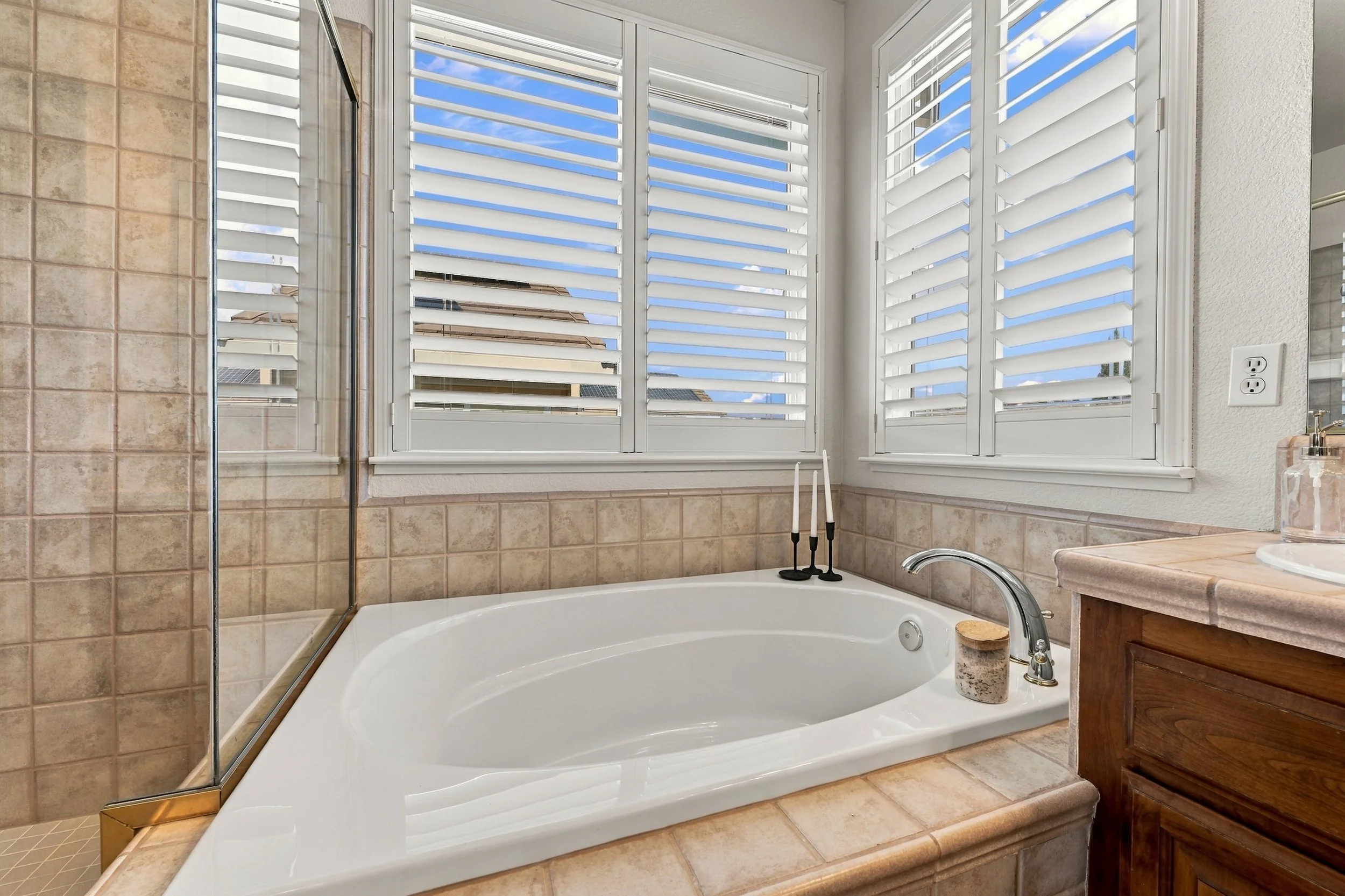 2605 Mariella Dr 72.jpg