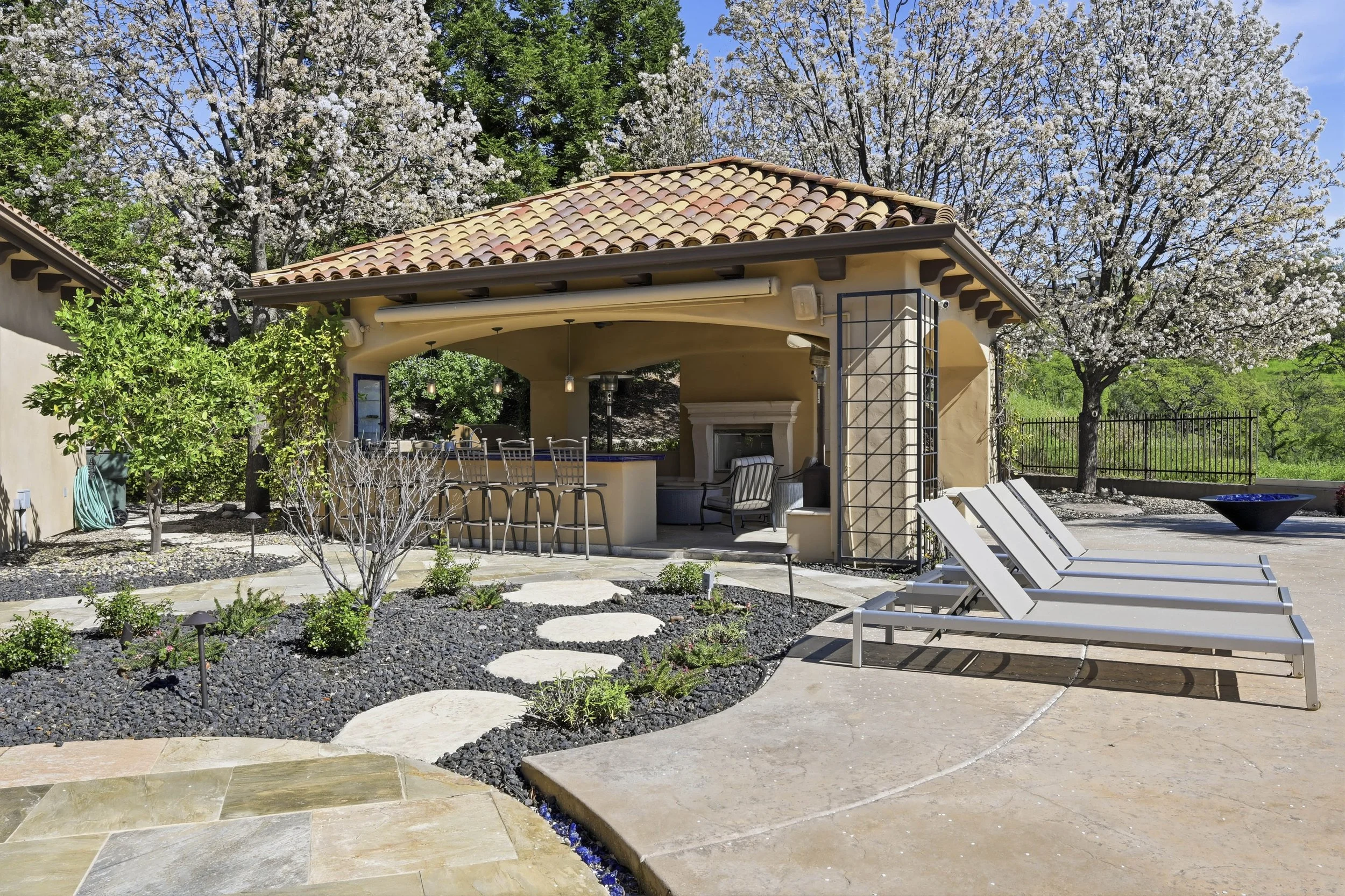 3312 Vista De Madera  123.jpg