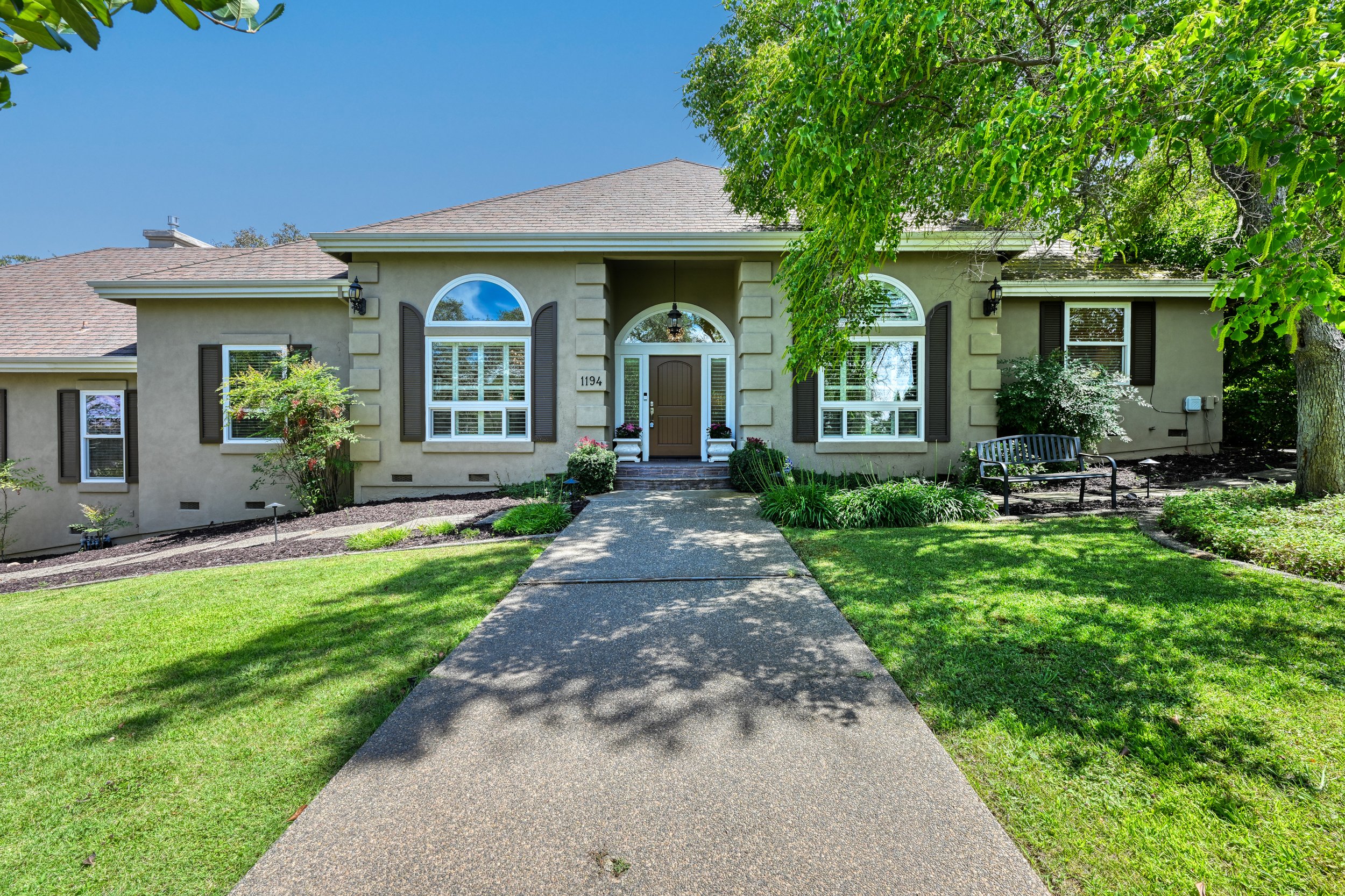 1194 Shetland Way - 52.jpg